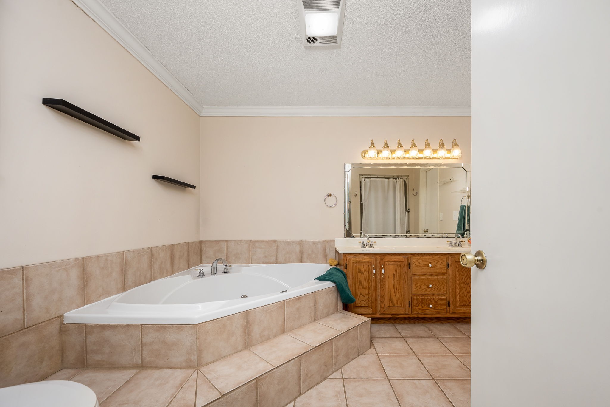 704 Williamson Hollow Rd