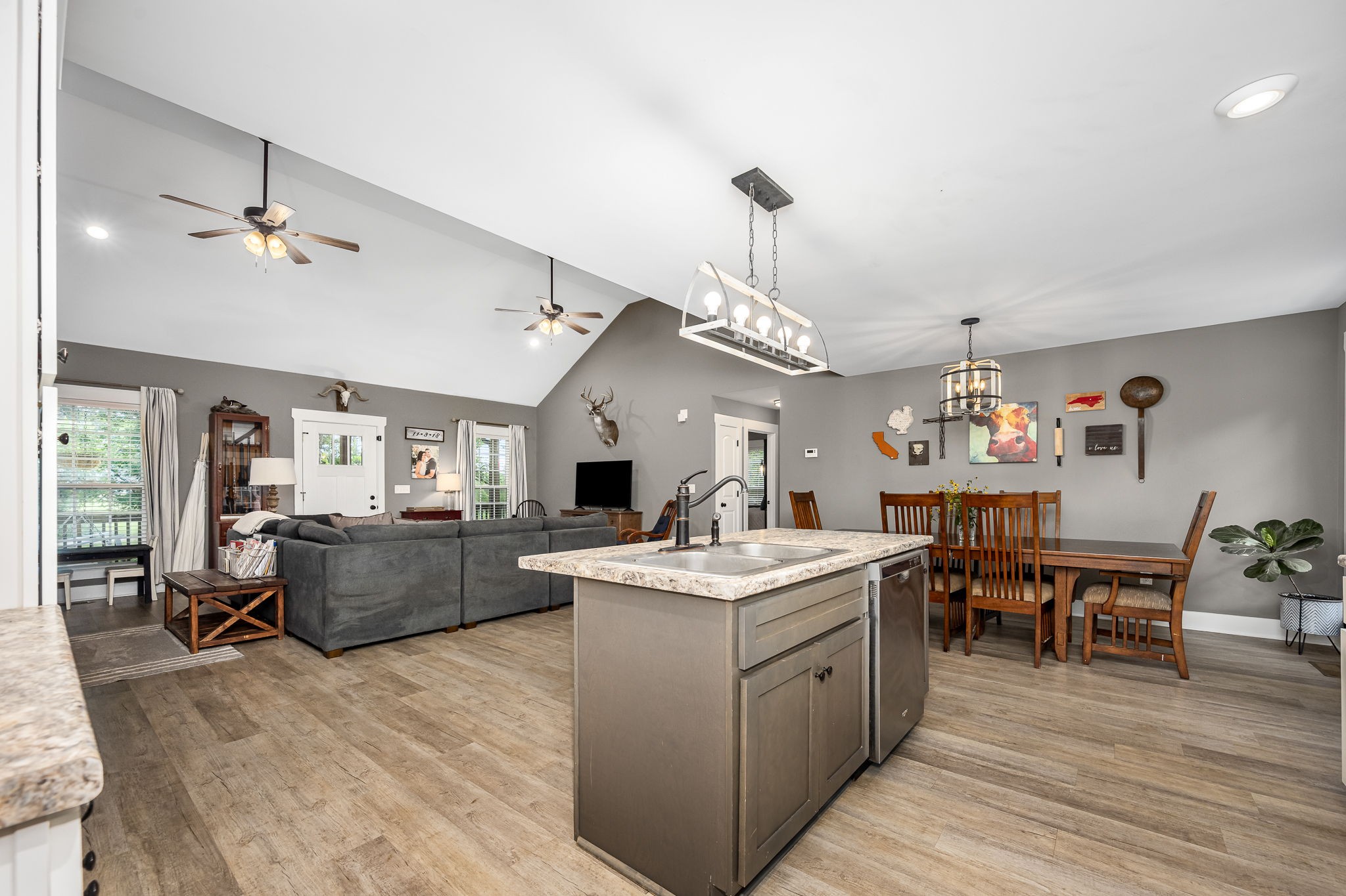 136 Beechwood Ave