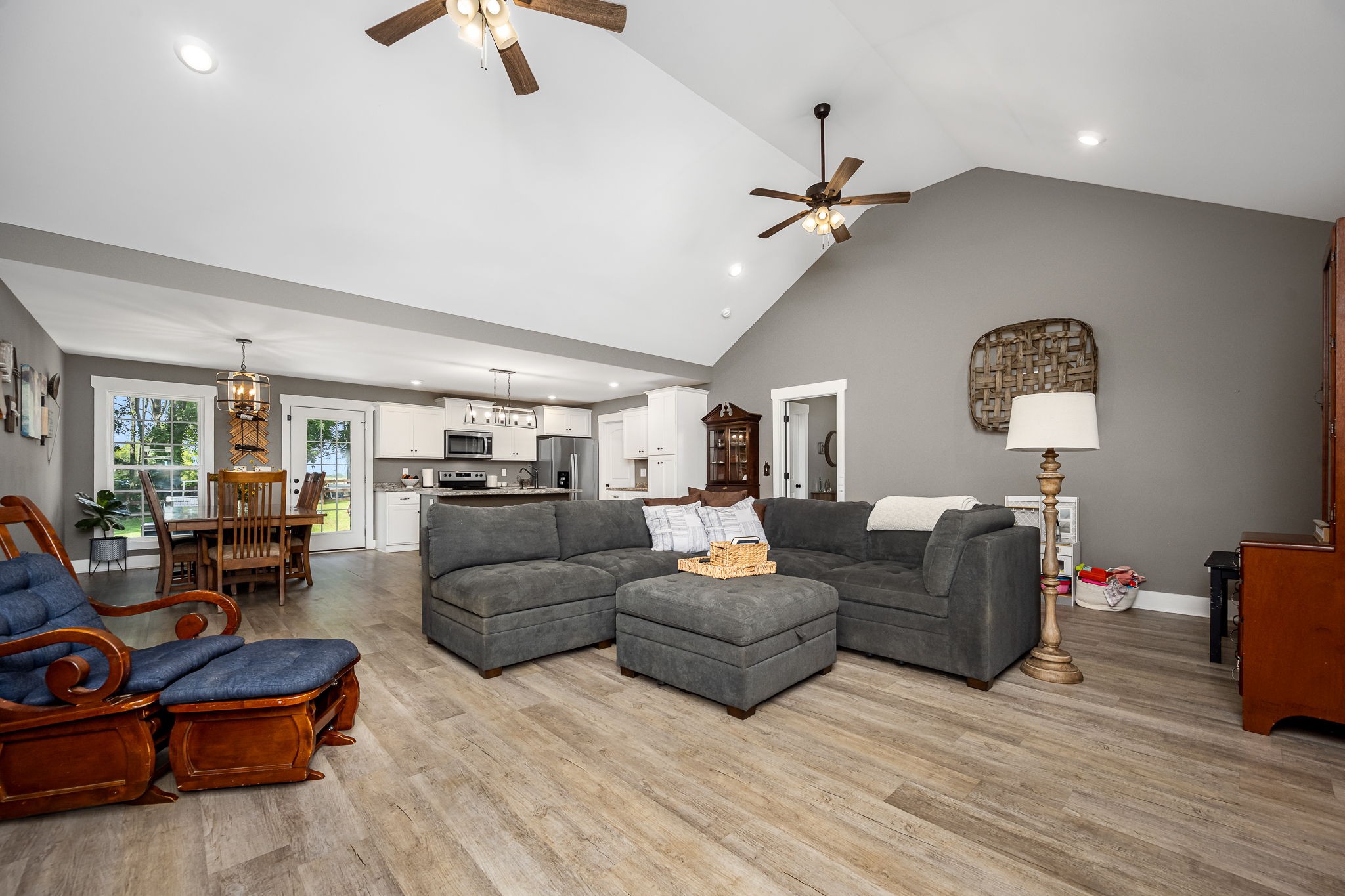 136 Beechwood Ave