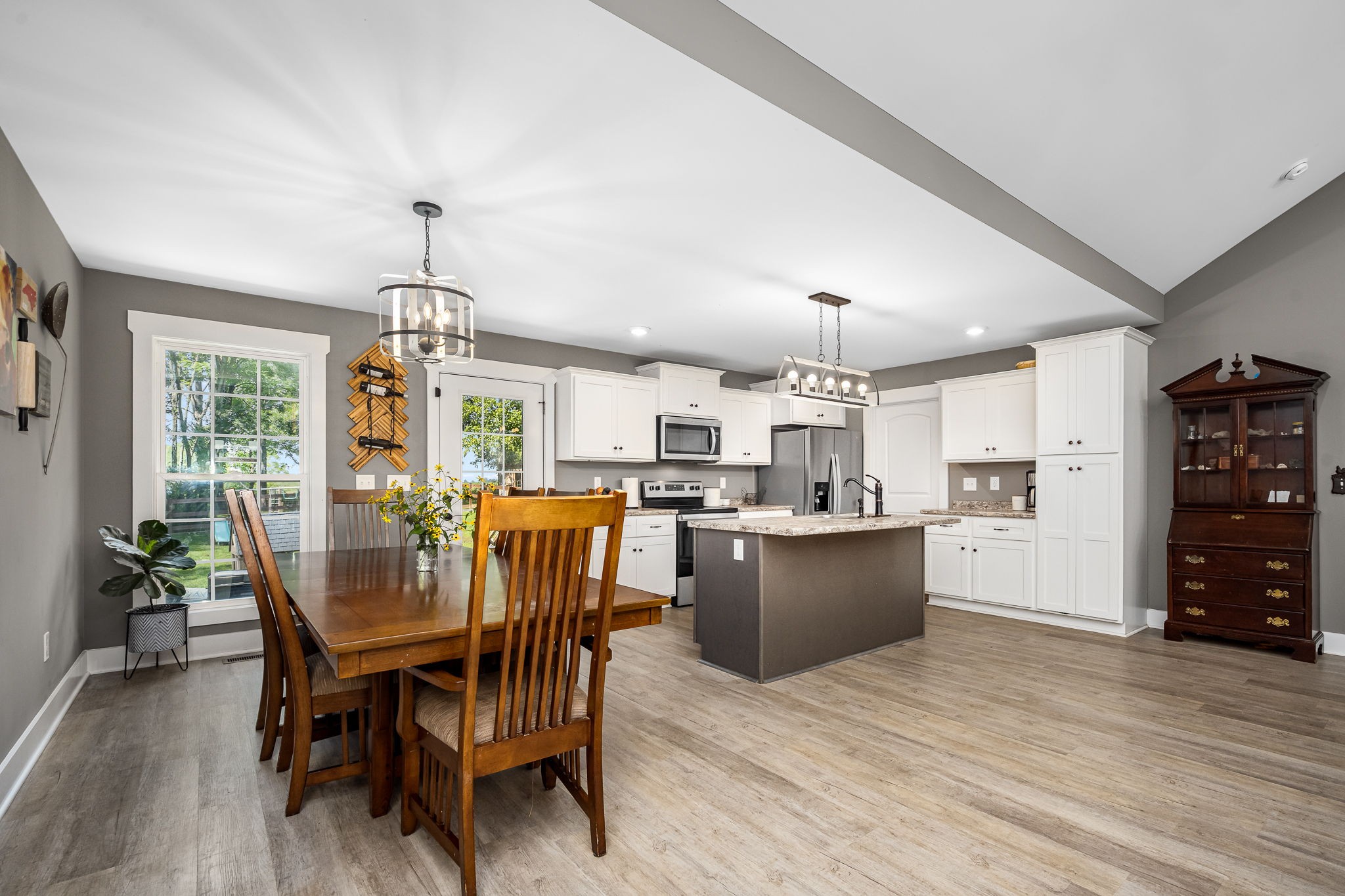 136 Beechwood Ave