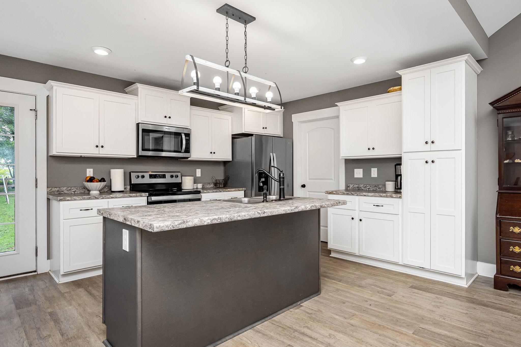 136 Beechwood Ave