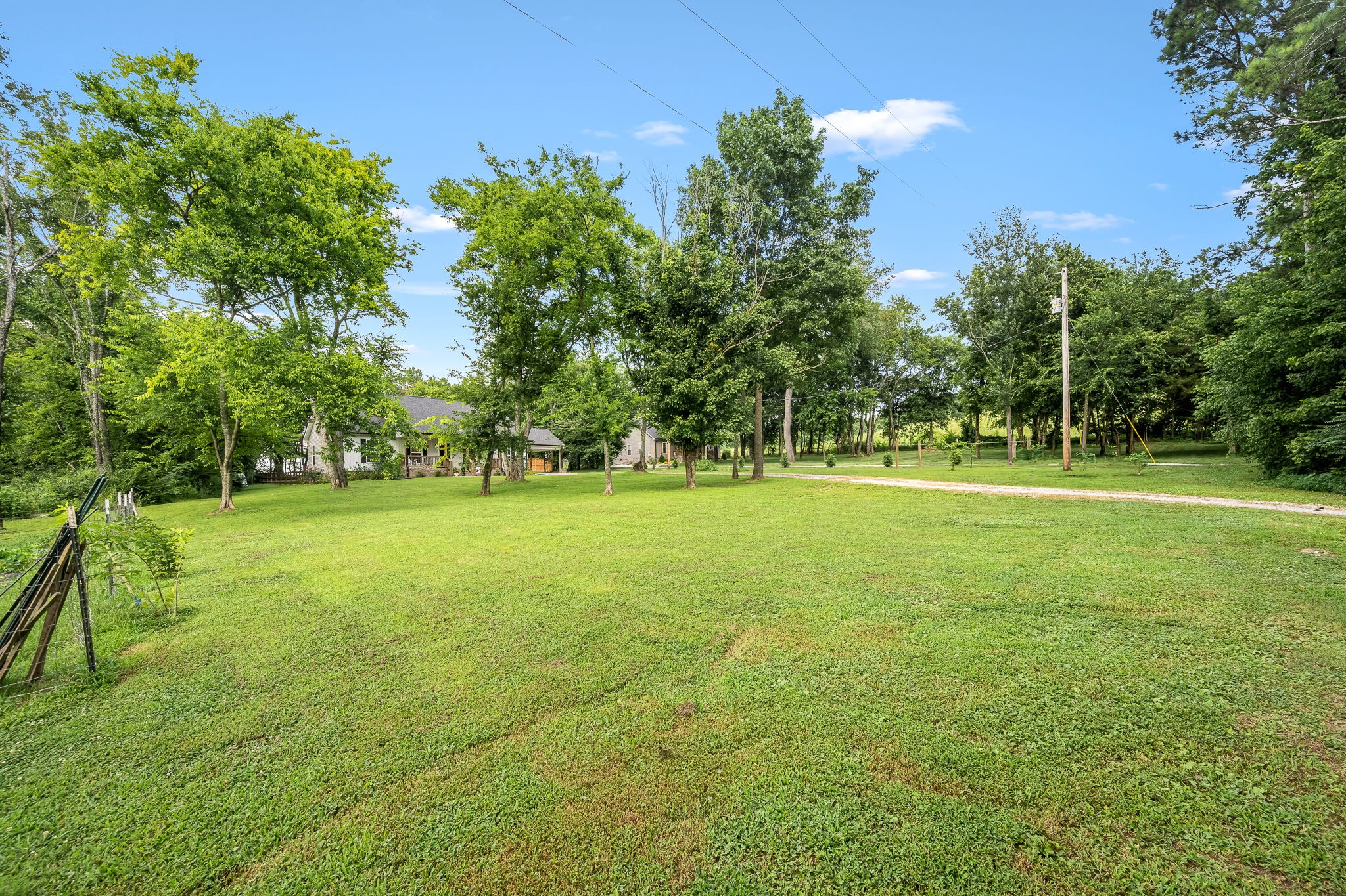 136 Beechwood Ave