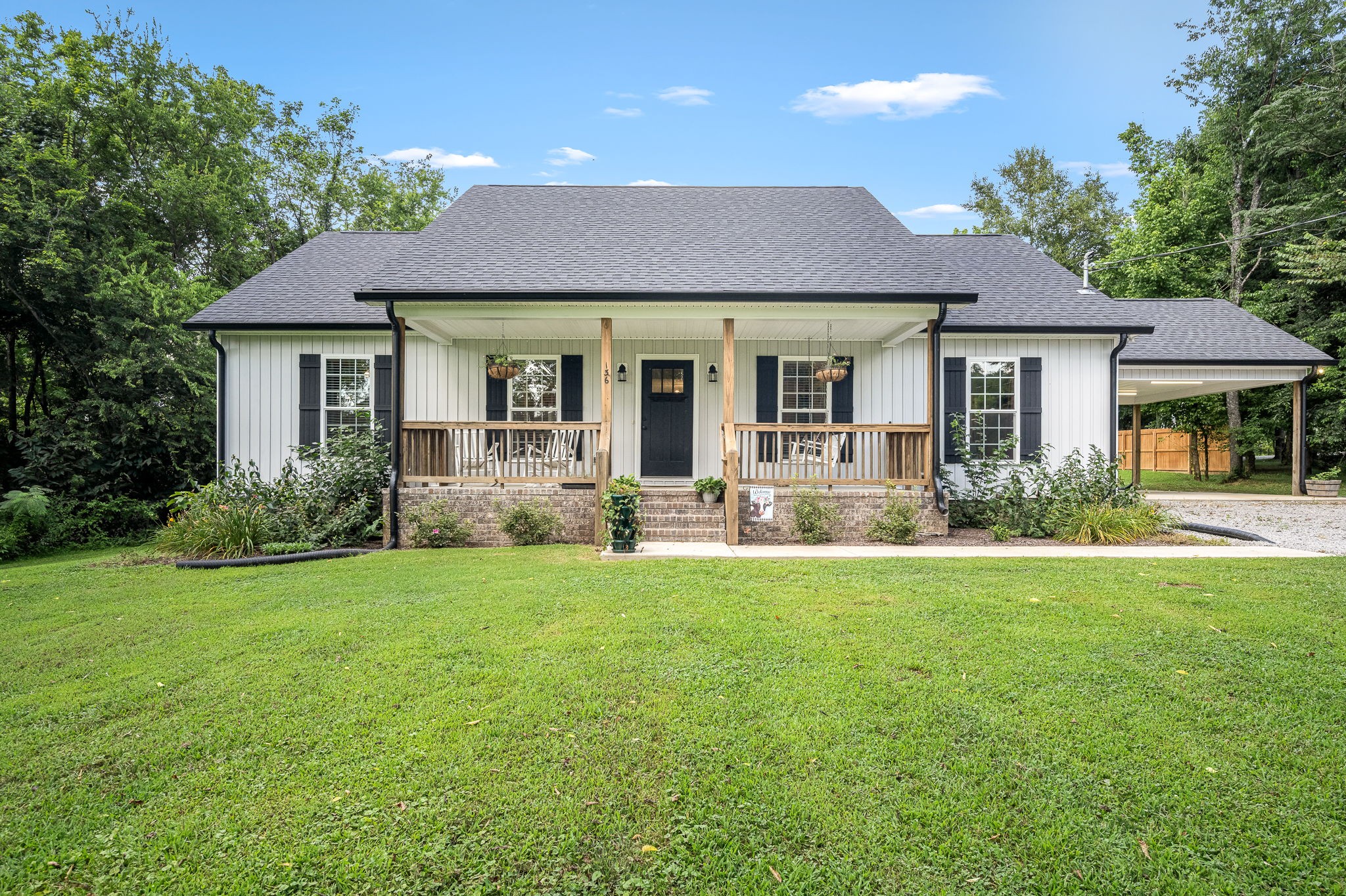 136 Beechwood Ave