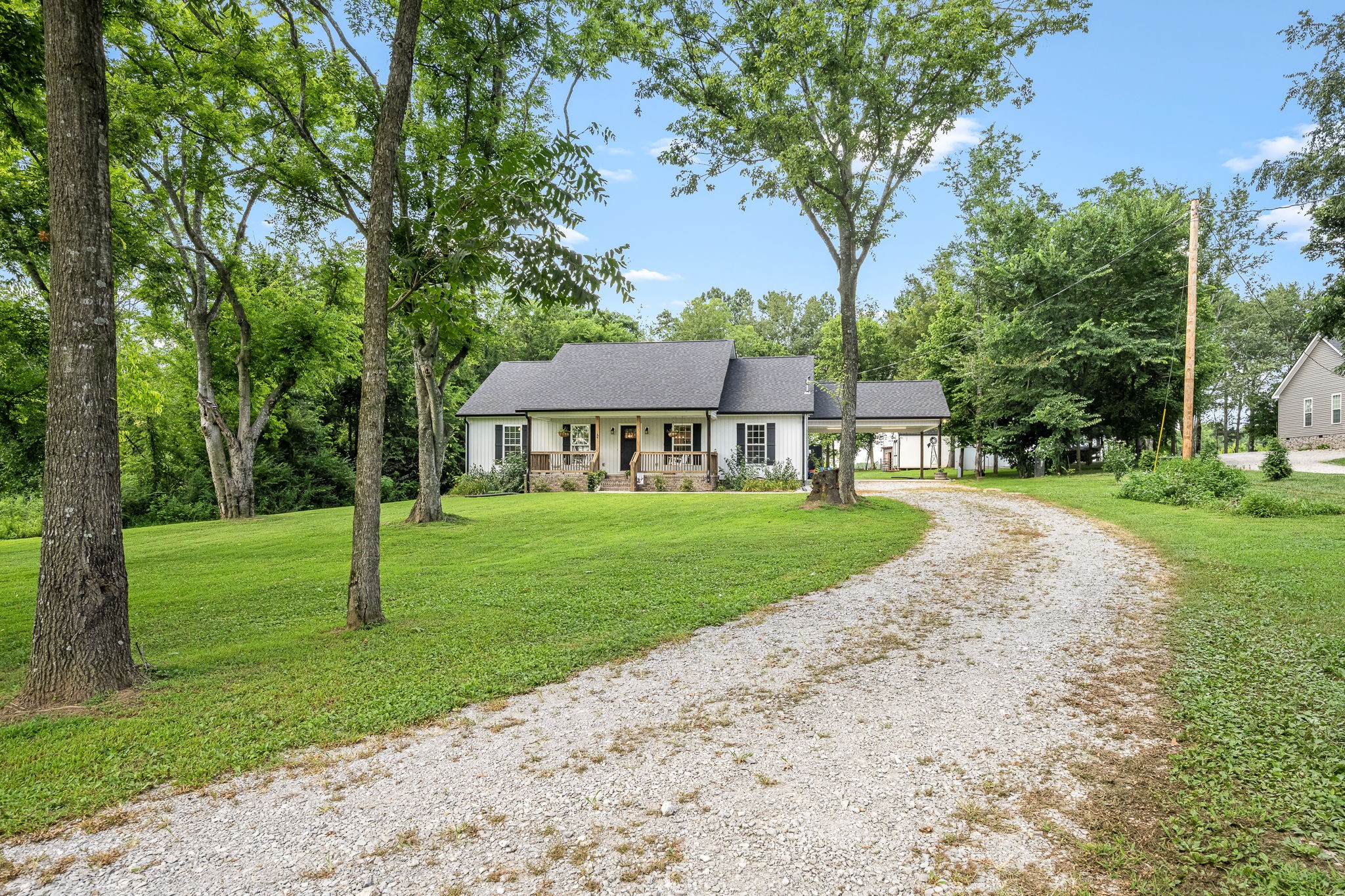 136 Beechwood Ave