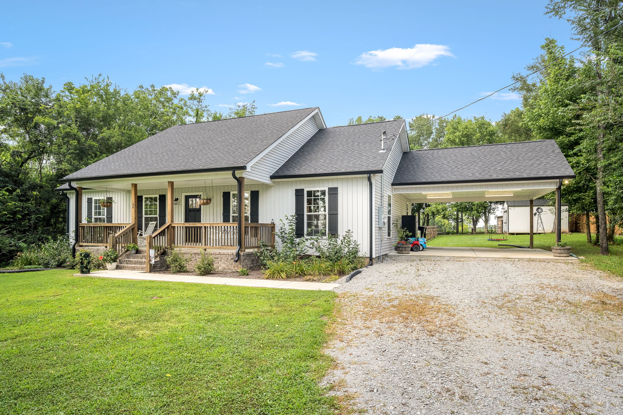 136 Beechwood Ave