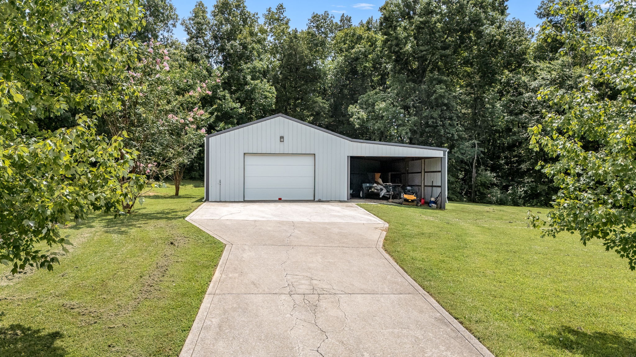 2376 Fairfield Pike