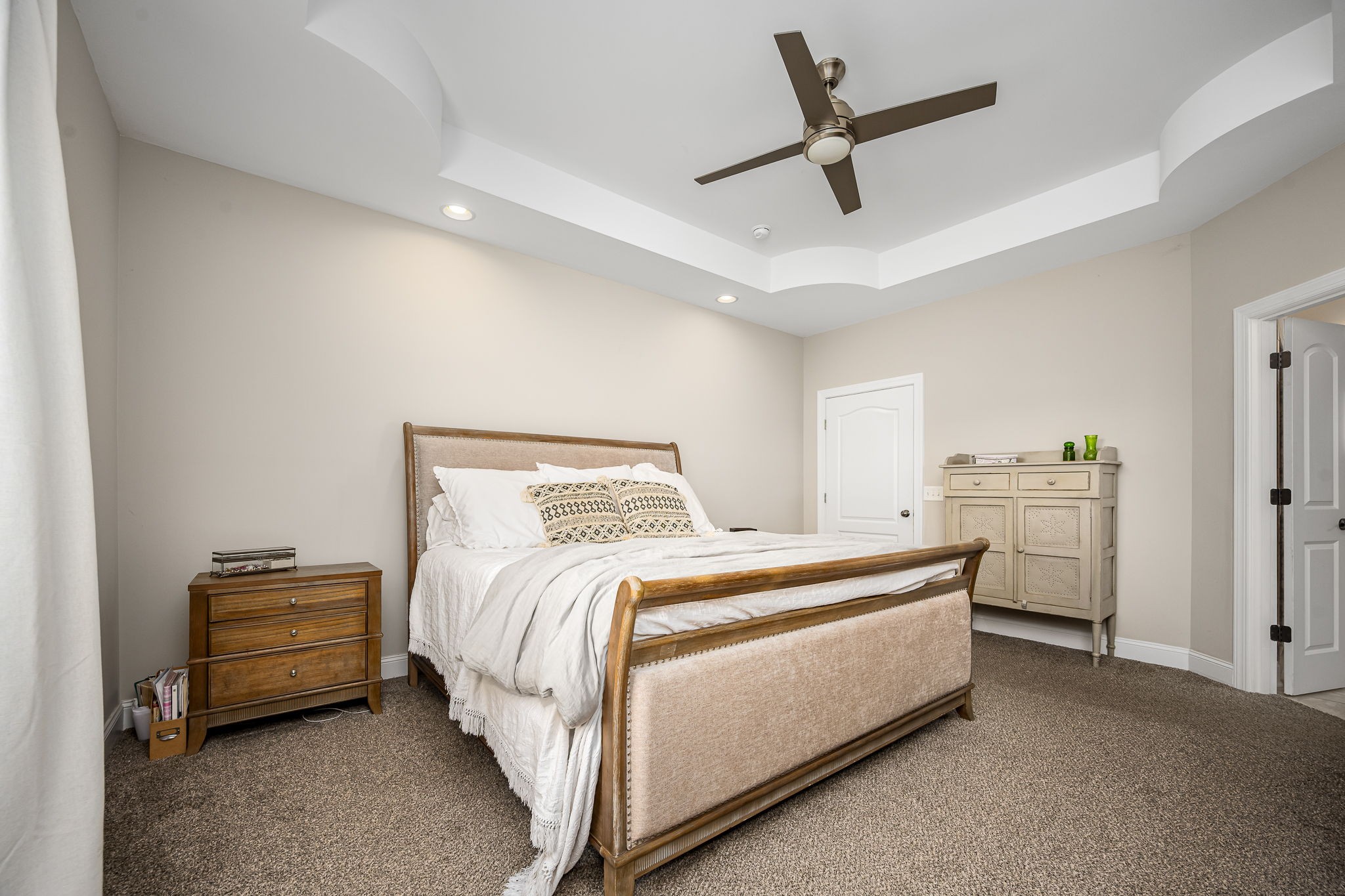2376 Fairfield Pike