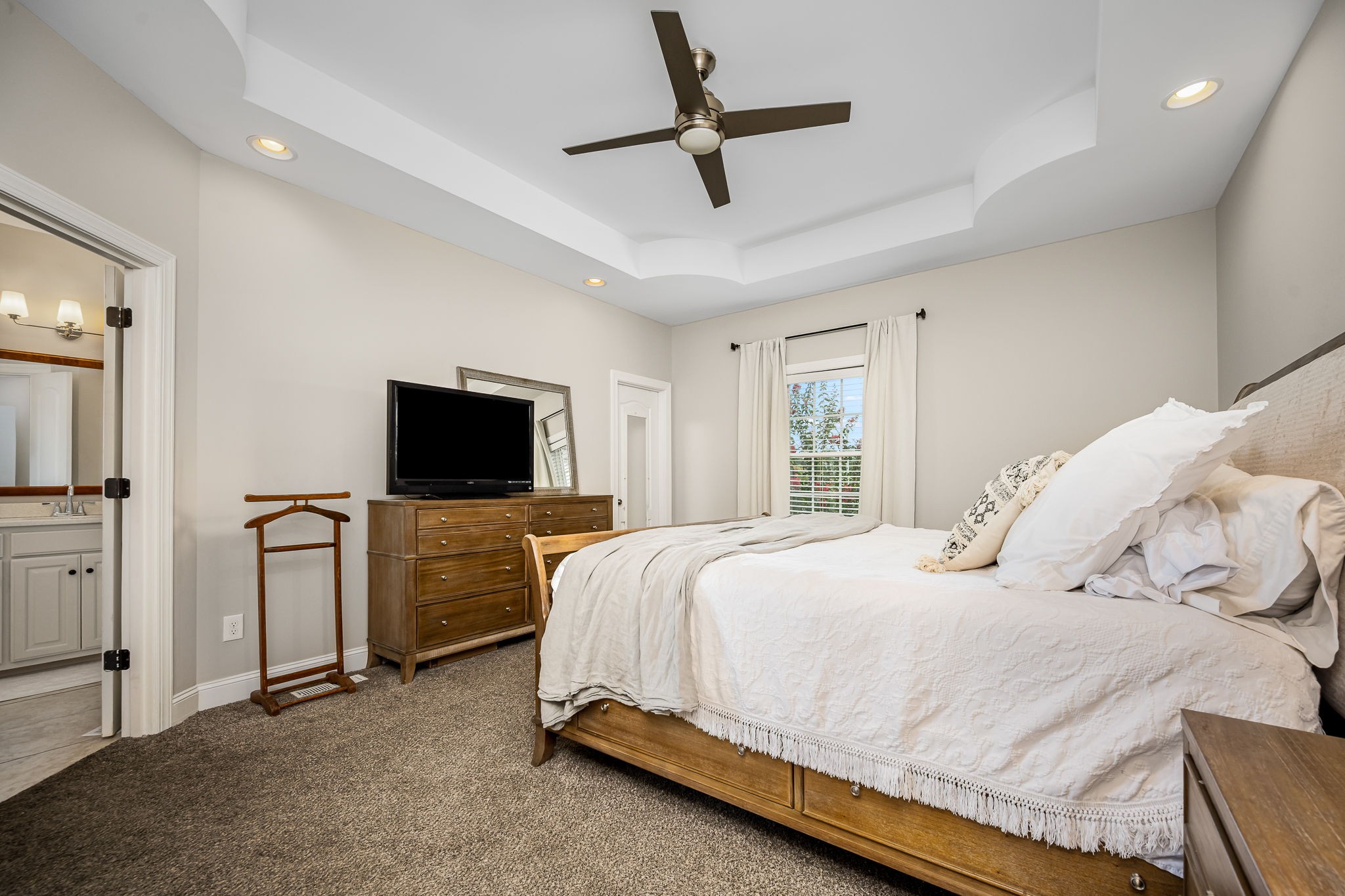 2376 Fairfield Pike