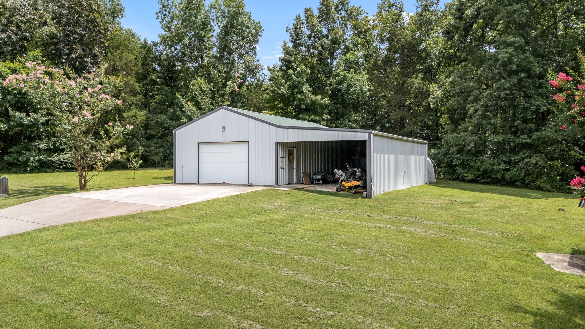 2376 Fairfield Pike