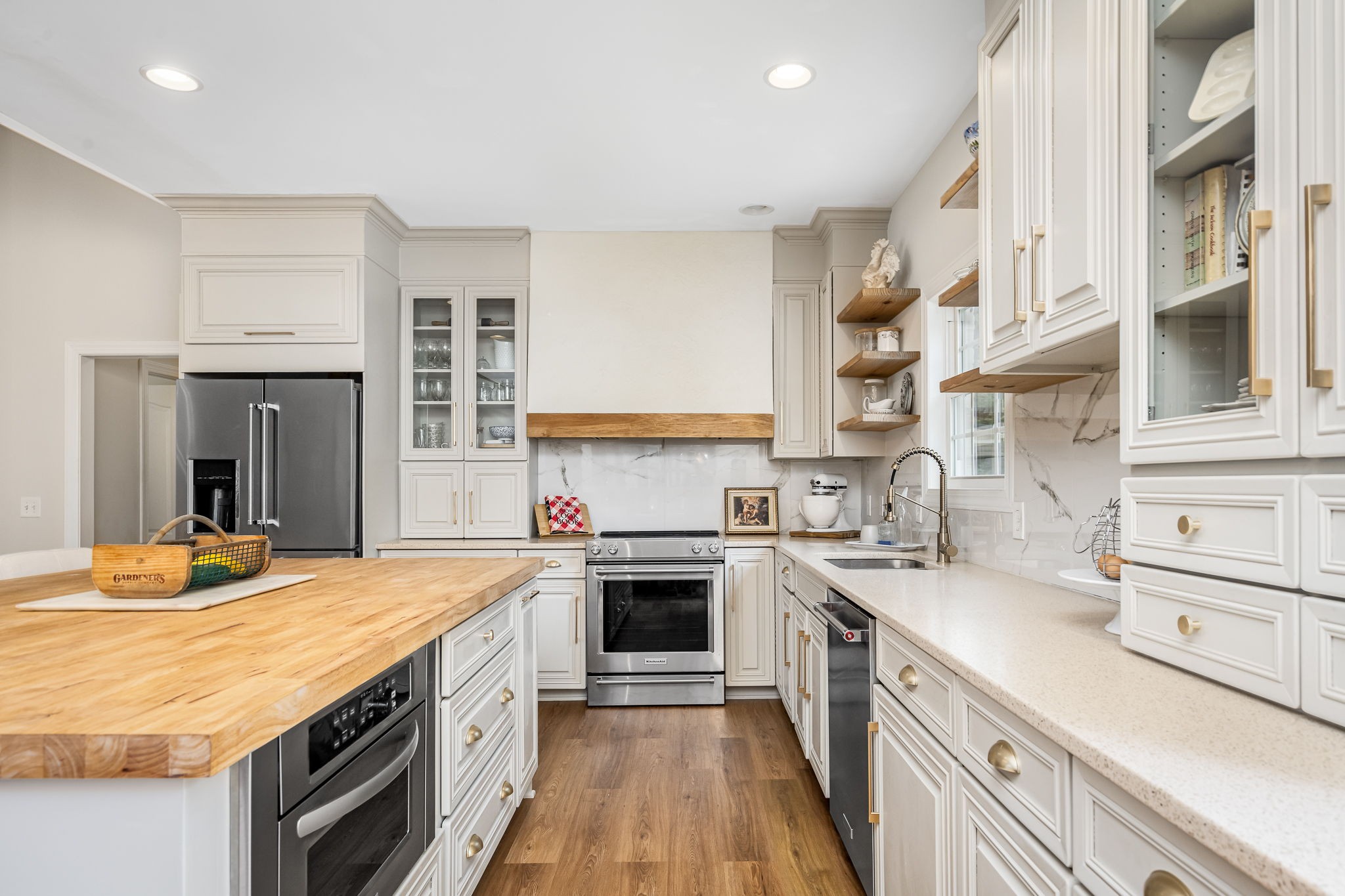 2376 Fairfield Pike