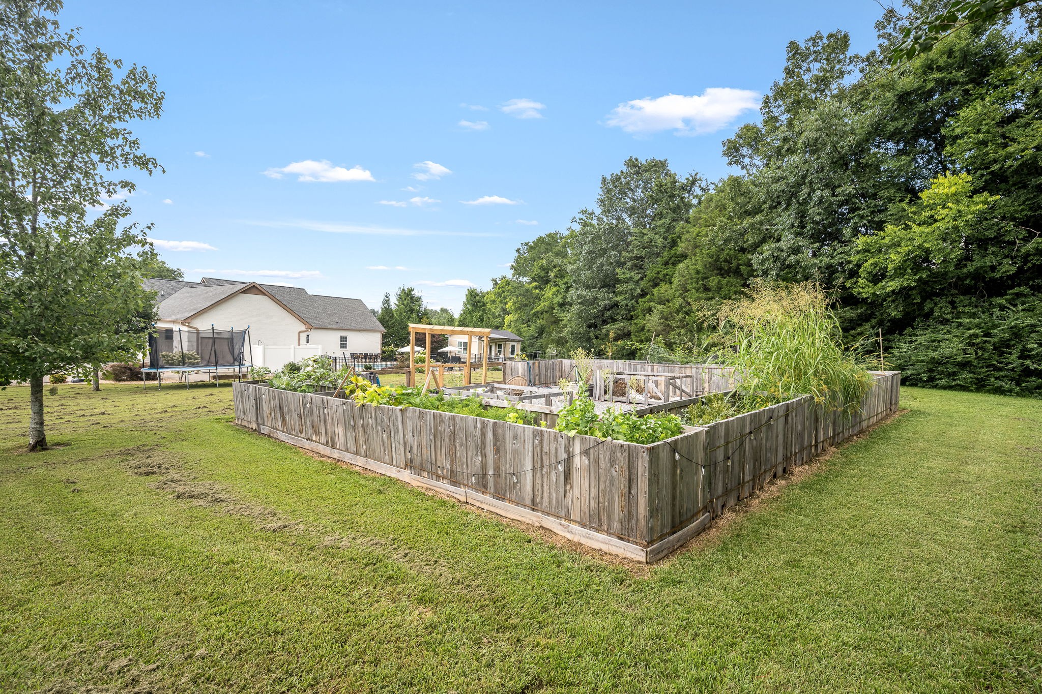 2376 Fairfield Pike
