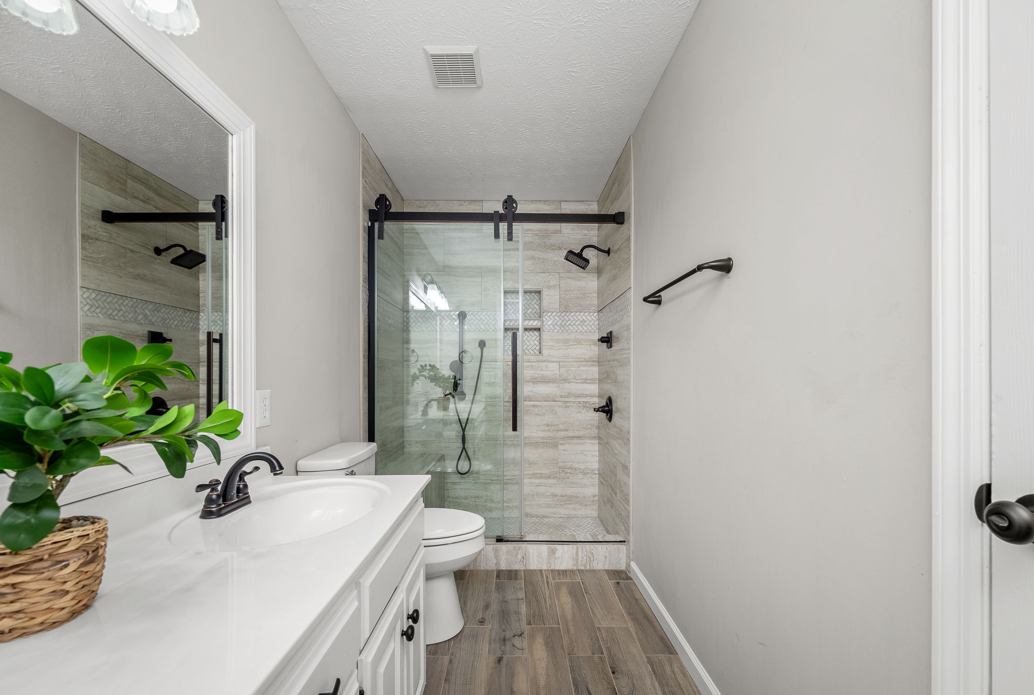 4274 Highway 41A, N