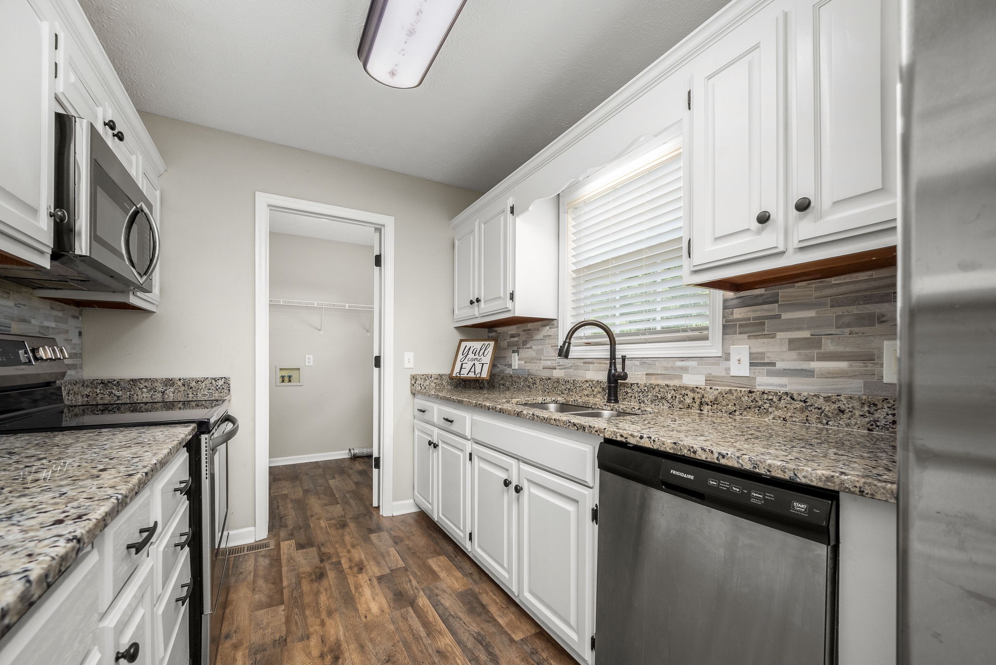 4274 Highway 41A, N