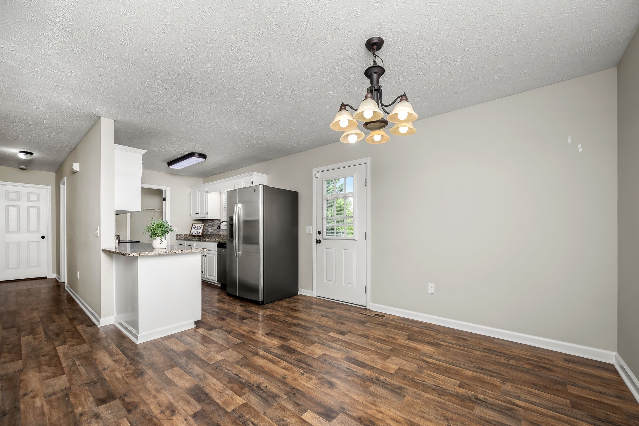 4274 Highway 41A, N