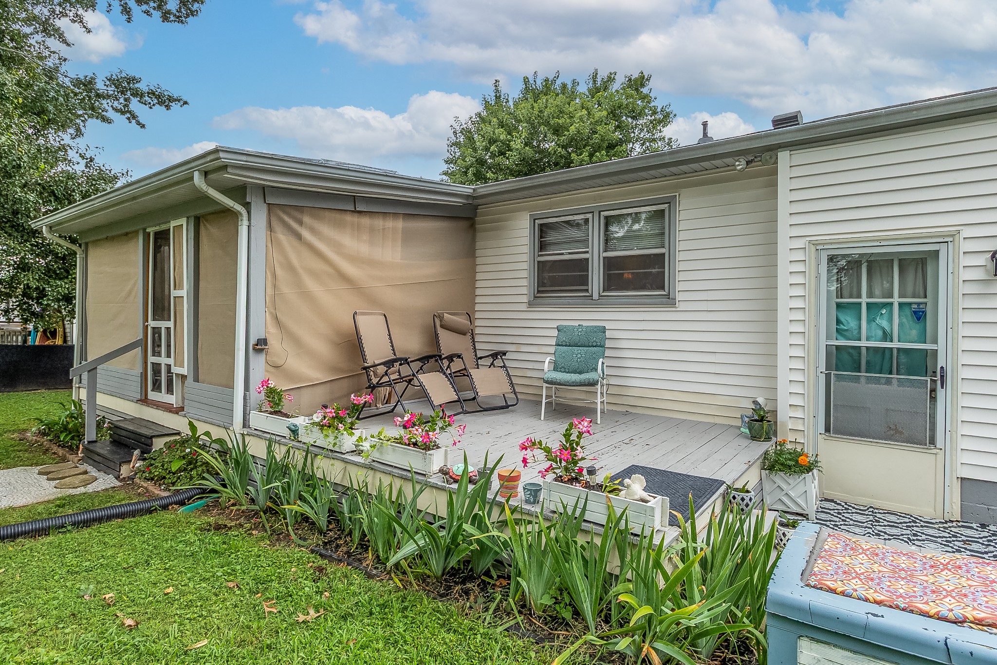217 Chestnut Dr