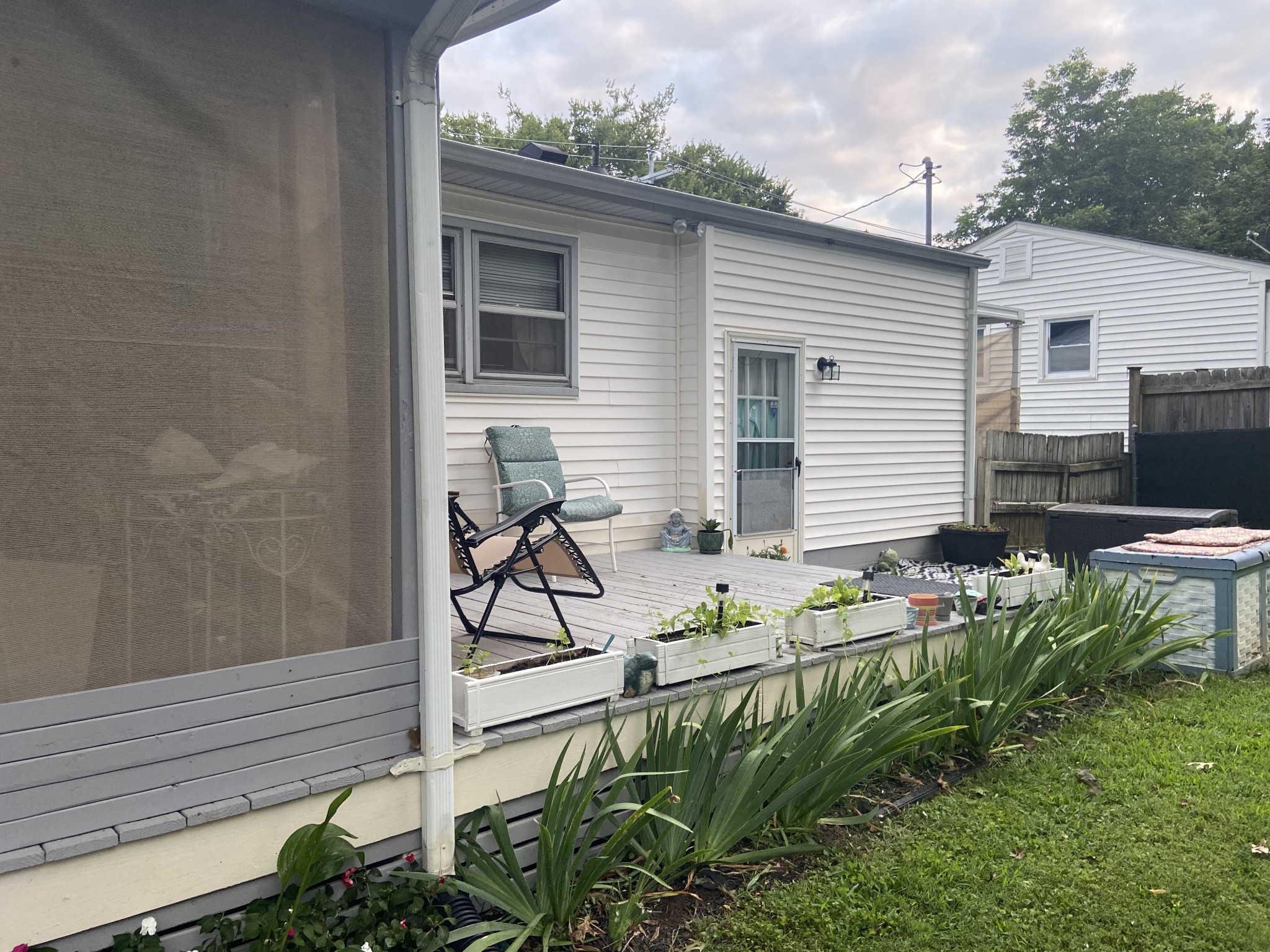 217 Chestnut Dr
