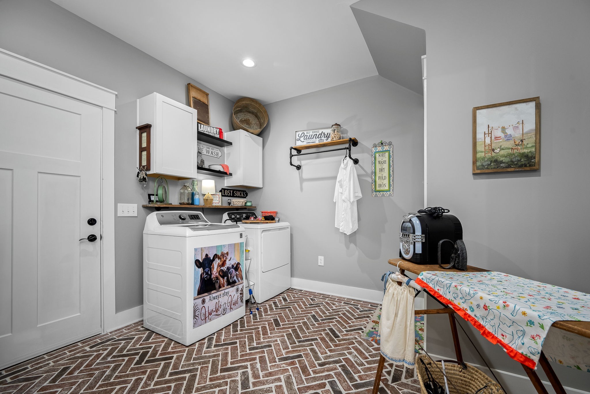 1851 Warner Bridge Rd