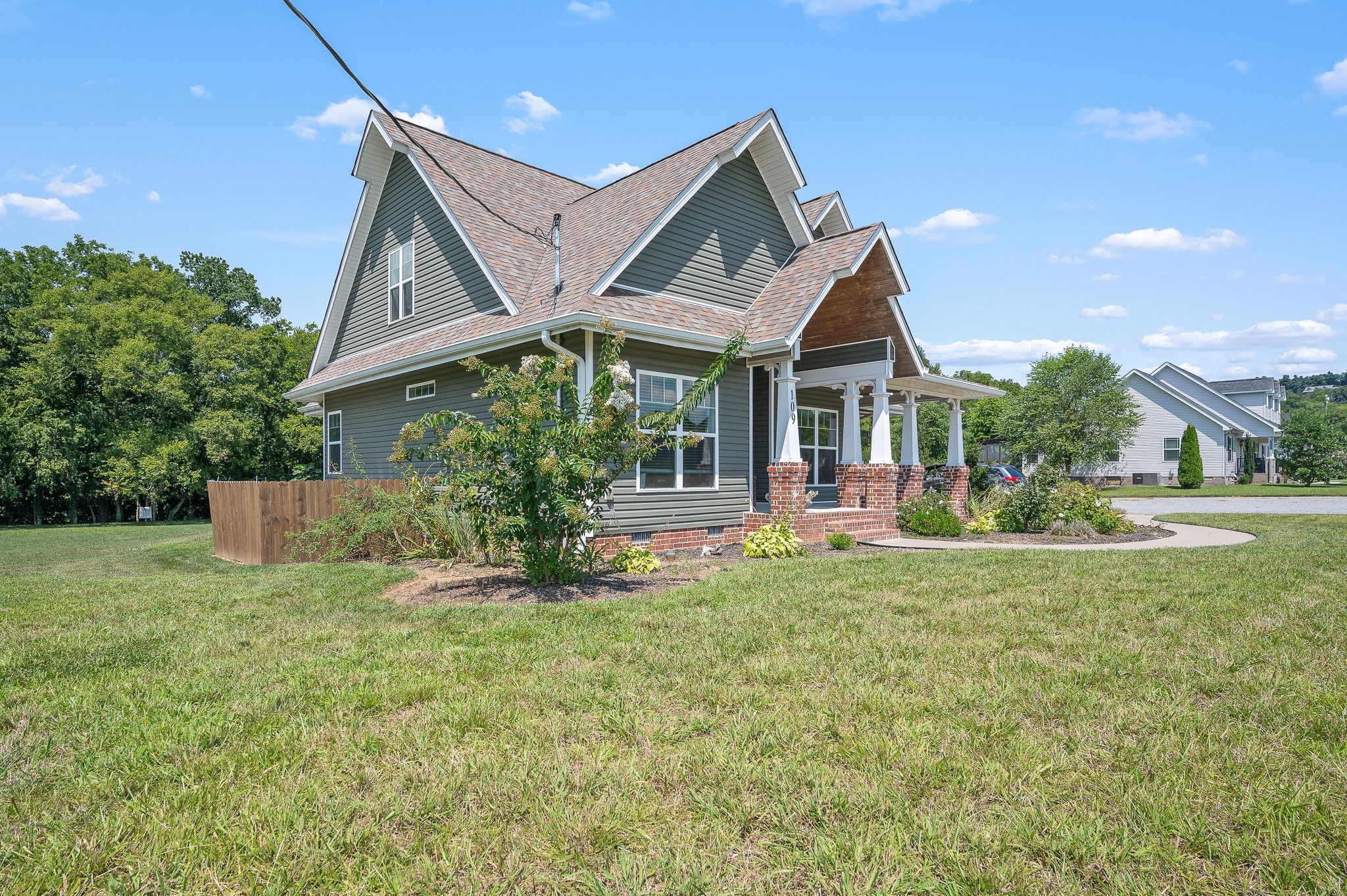 109 S Branch Ct