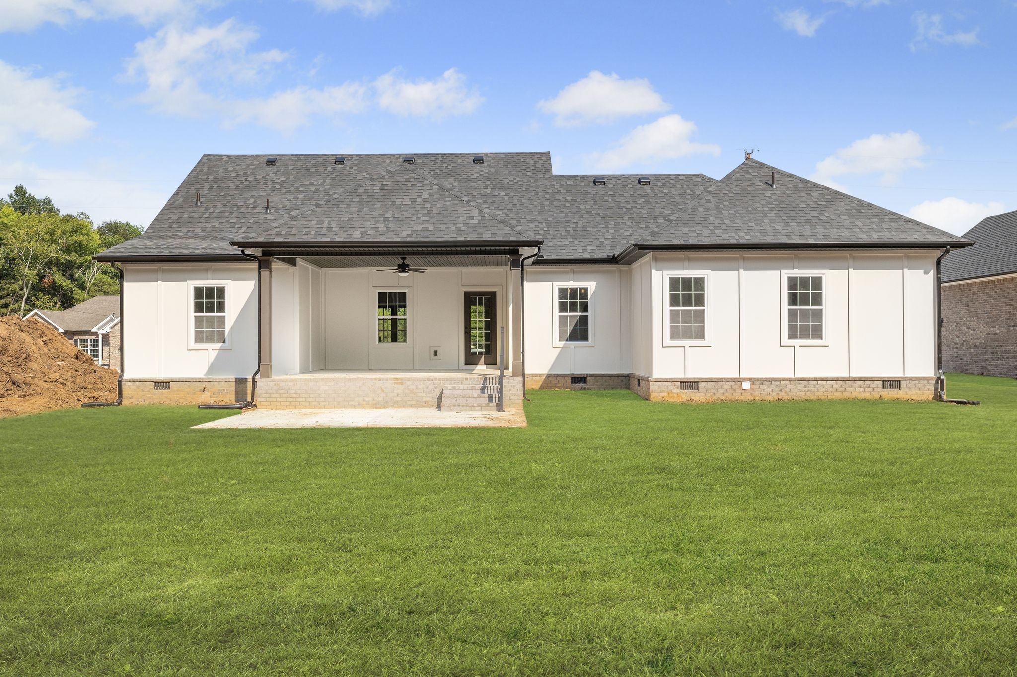 110 Stonebrook Dr
