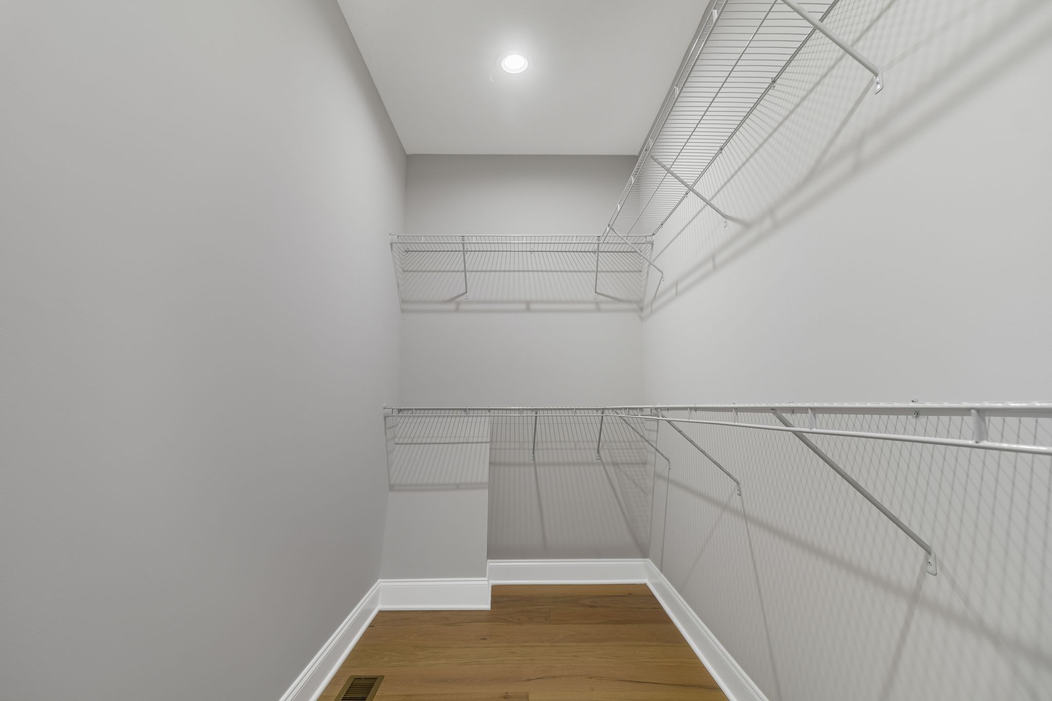 303 Lee Ln