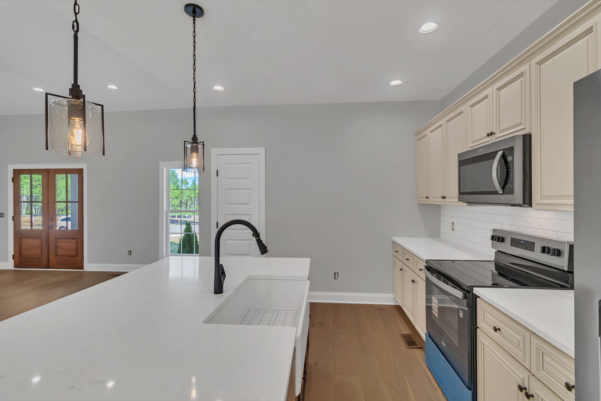114 Stonebrook Dr