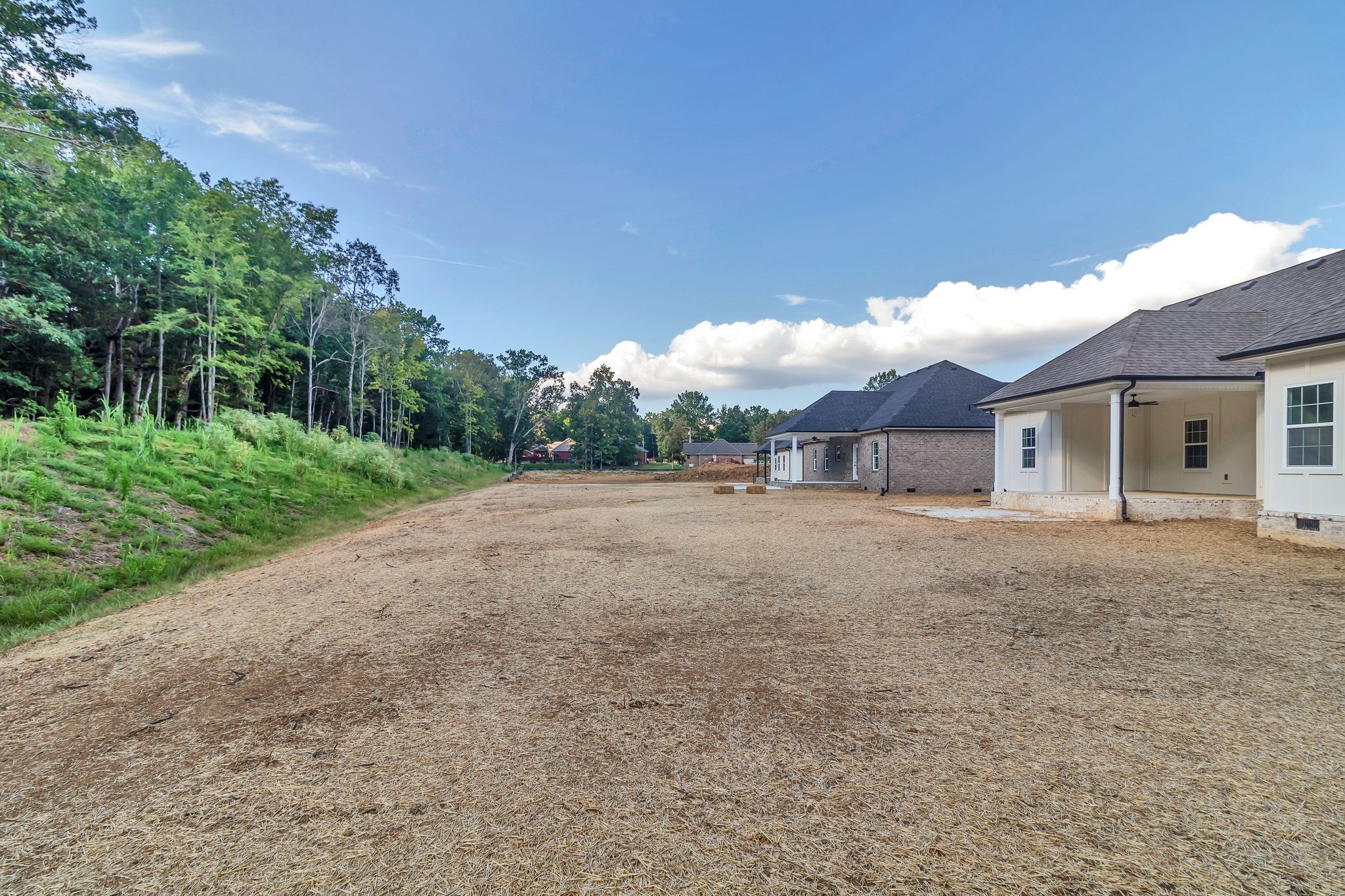 114 Stonebrook Dr