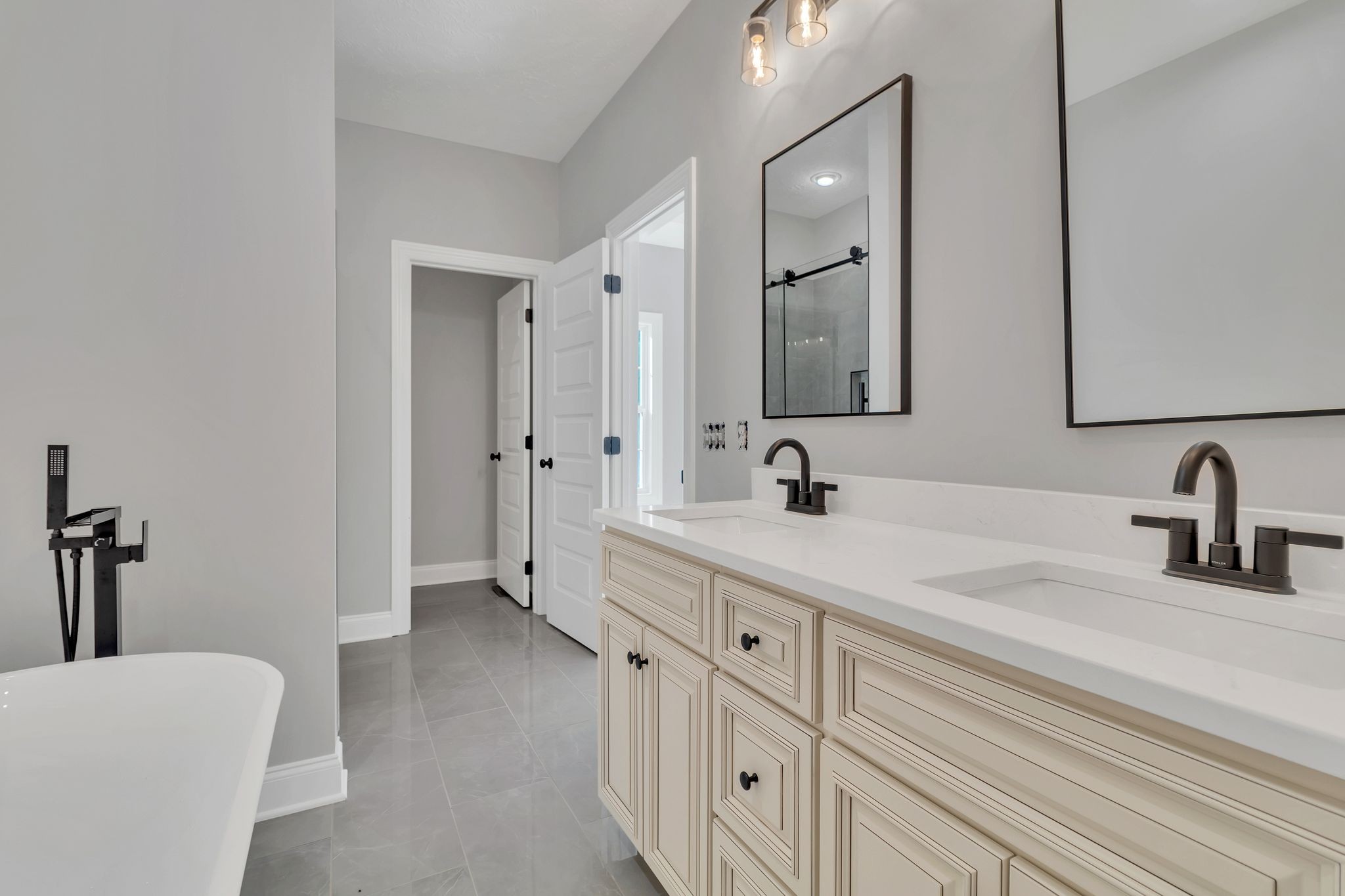 114 Stonebrook Dr