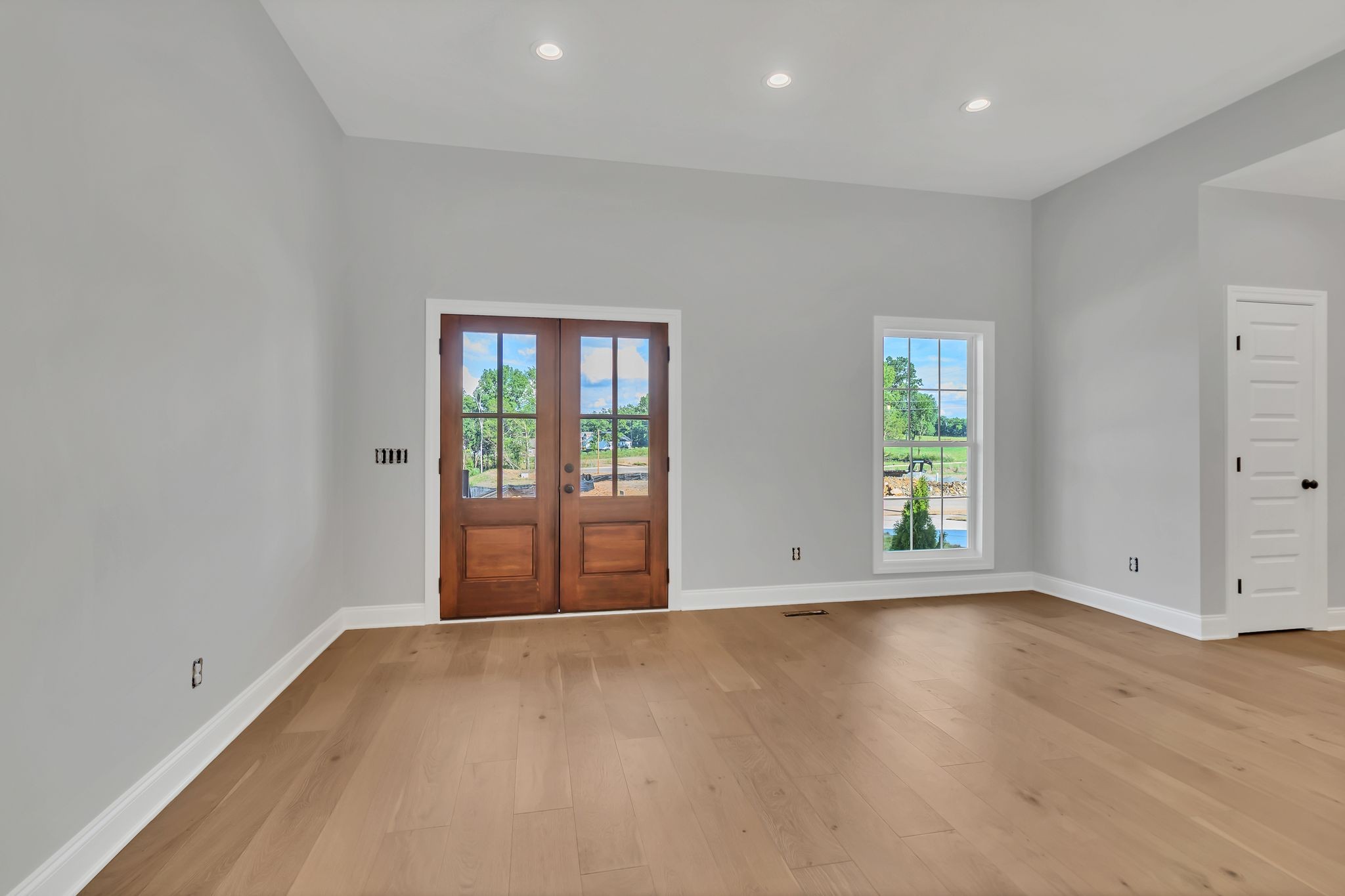 114 Stonebrook Dr