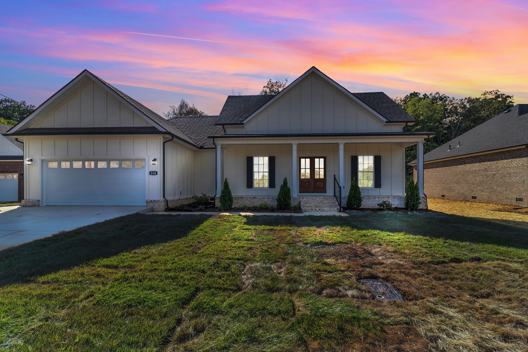 114 Stonebrook Dr