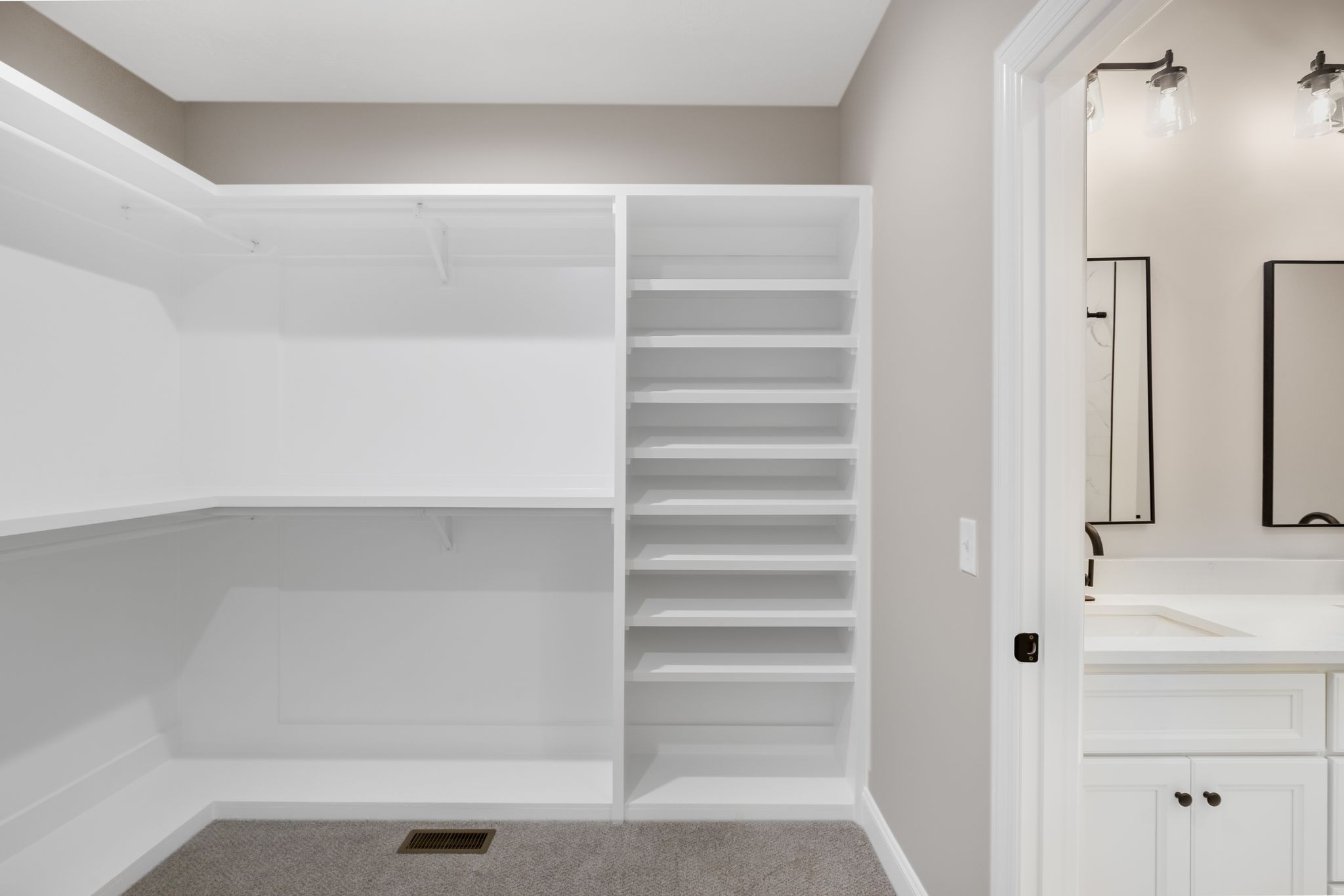 112 Stonebrook Dr