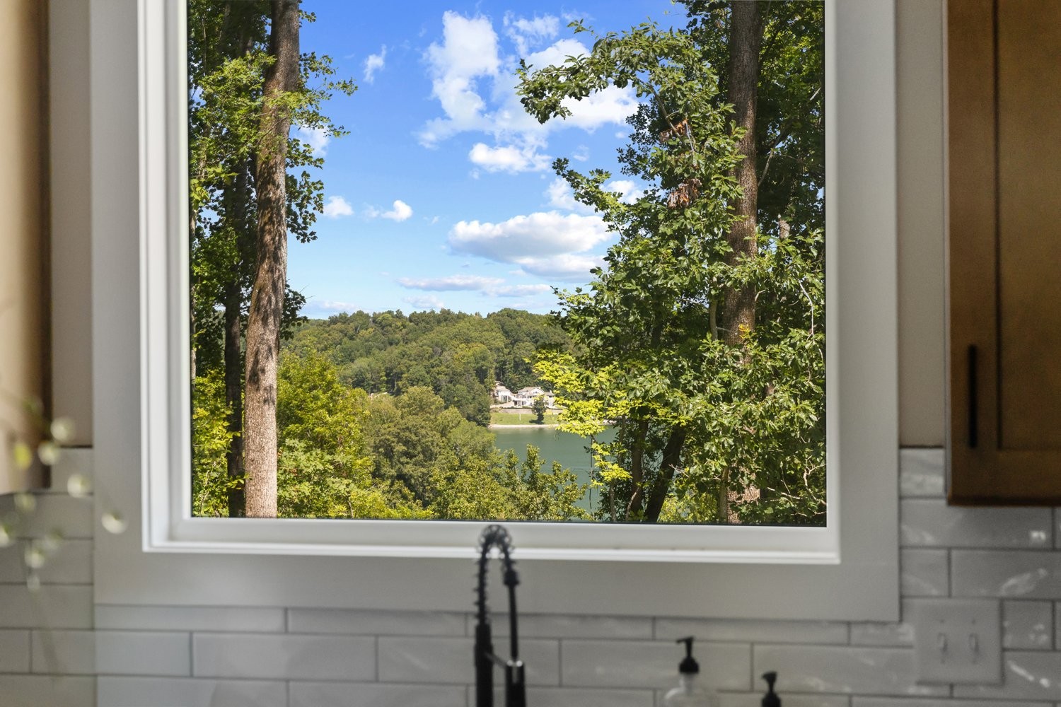 885 Majors Cemetery Rd