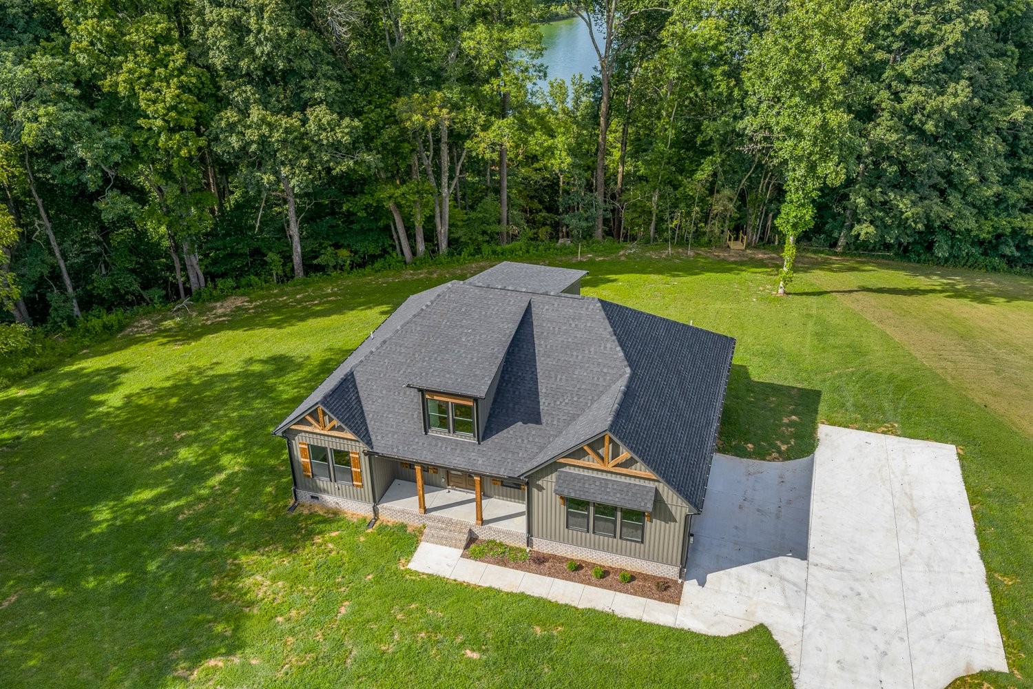 885 Majors Cemetery Rd