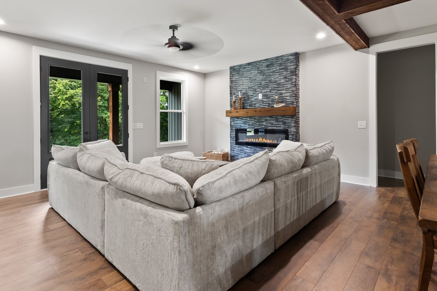 885 Majors Cemetery Rd