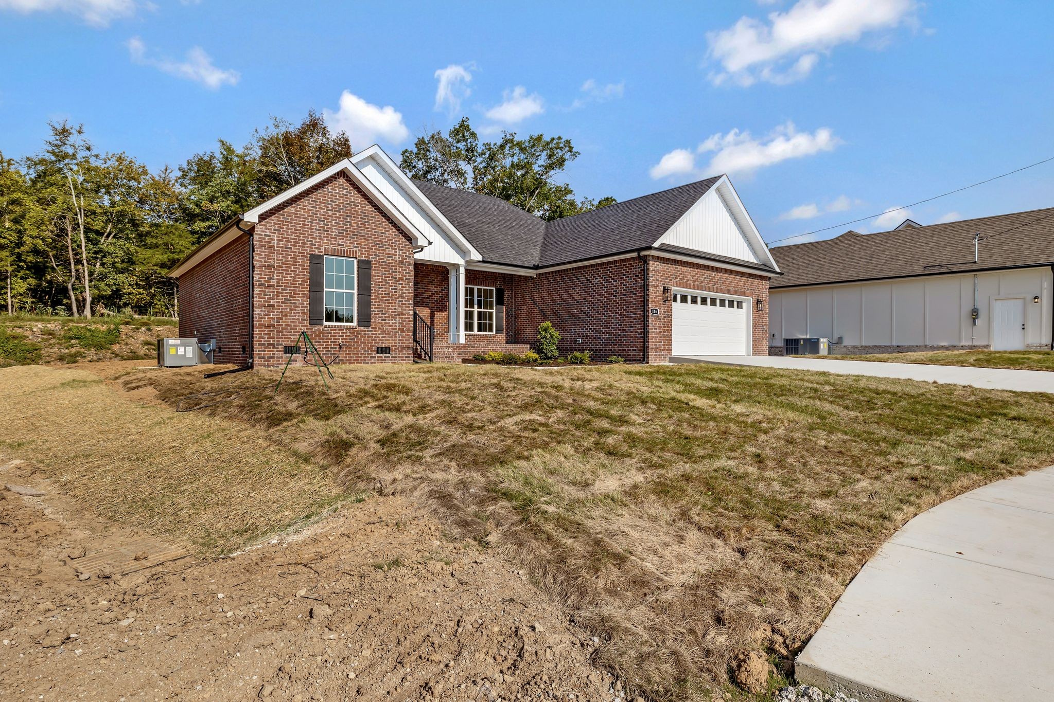 116 Stonebrook Dr