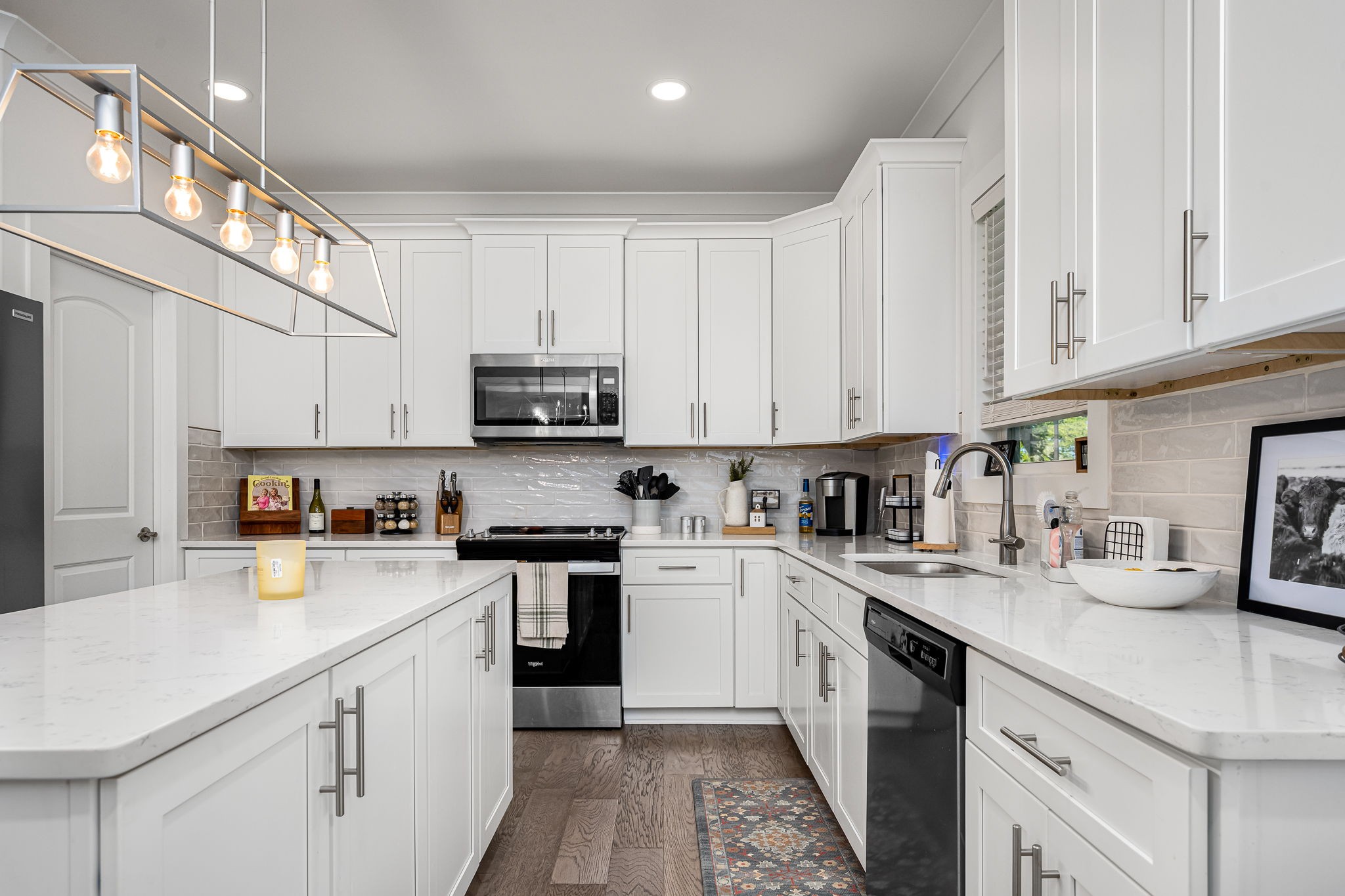 1607 Highway 130, W