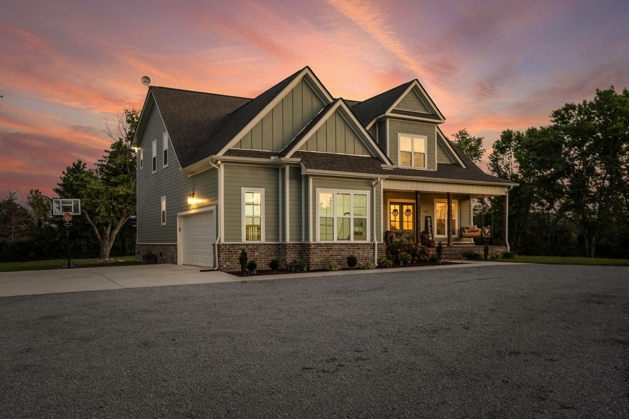 1607 Highway 130, W