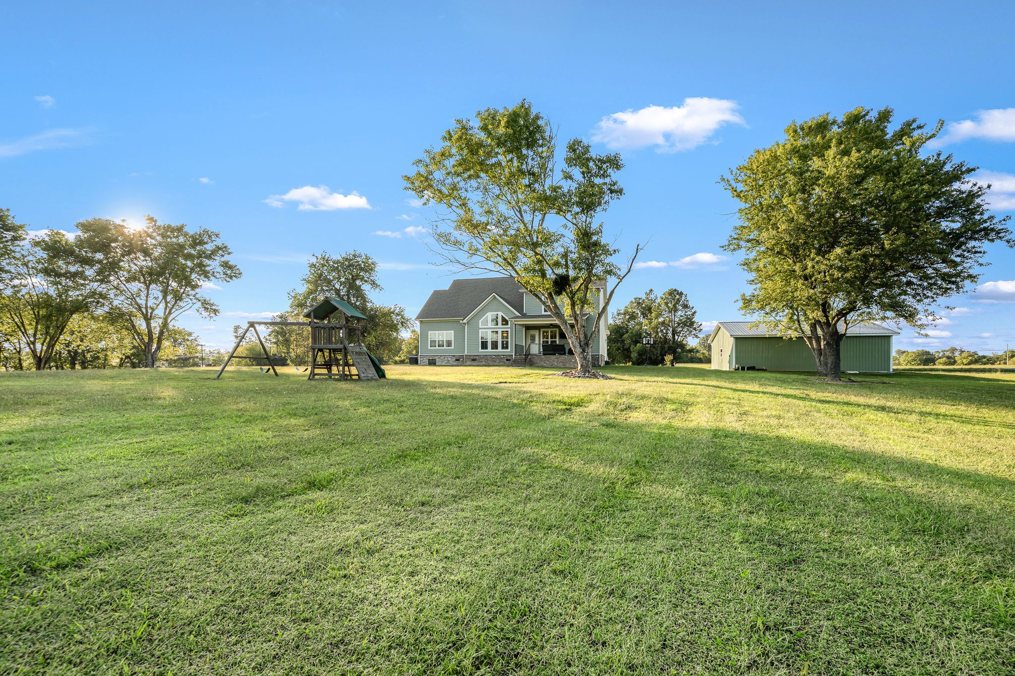 1607 Highway 130, W