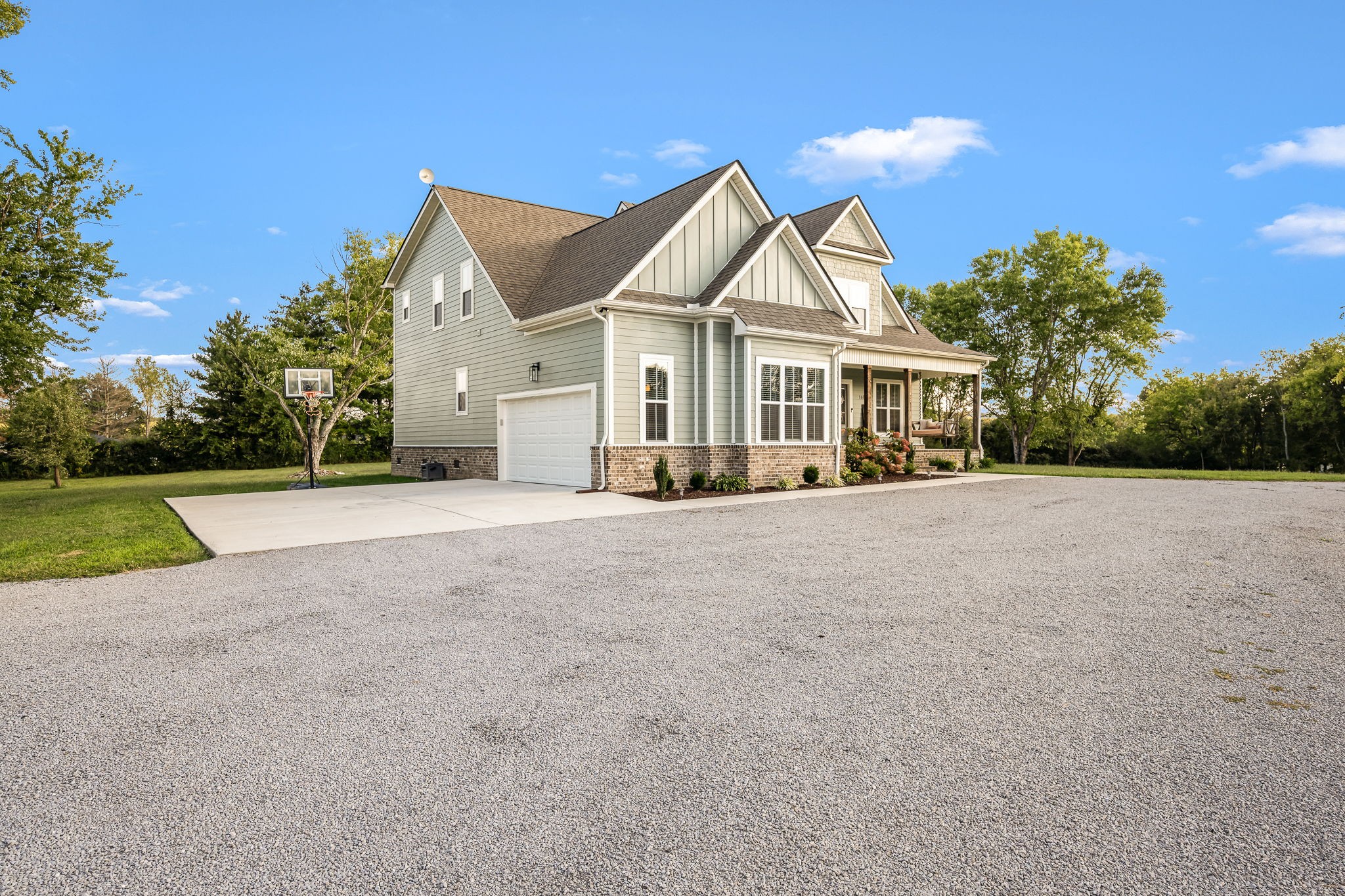1607 Highway 130, W