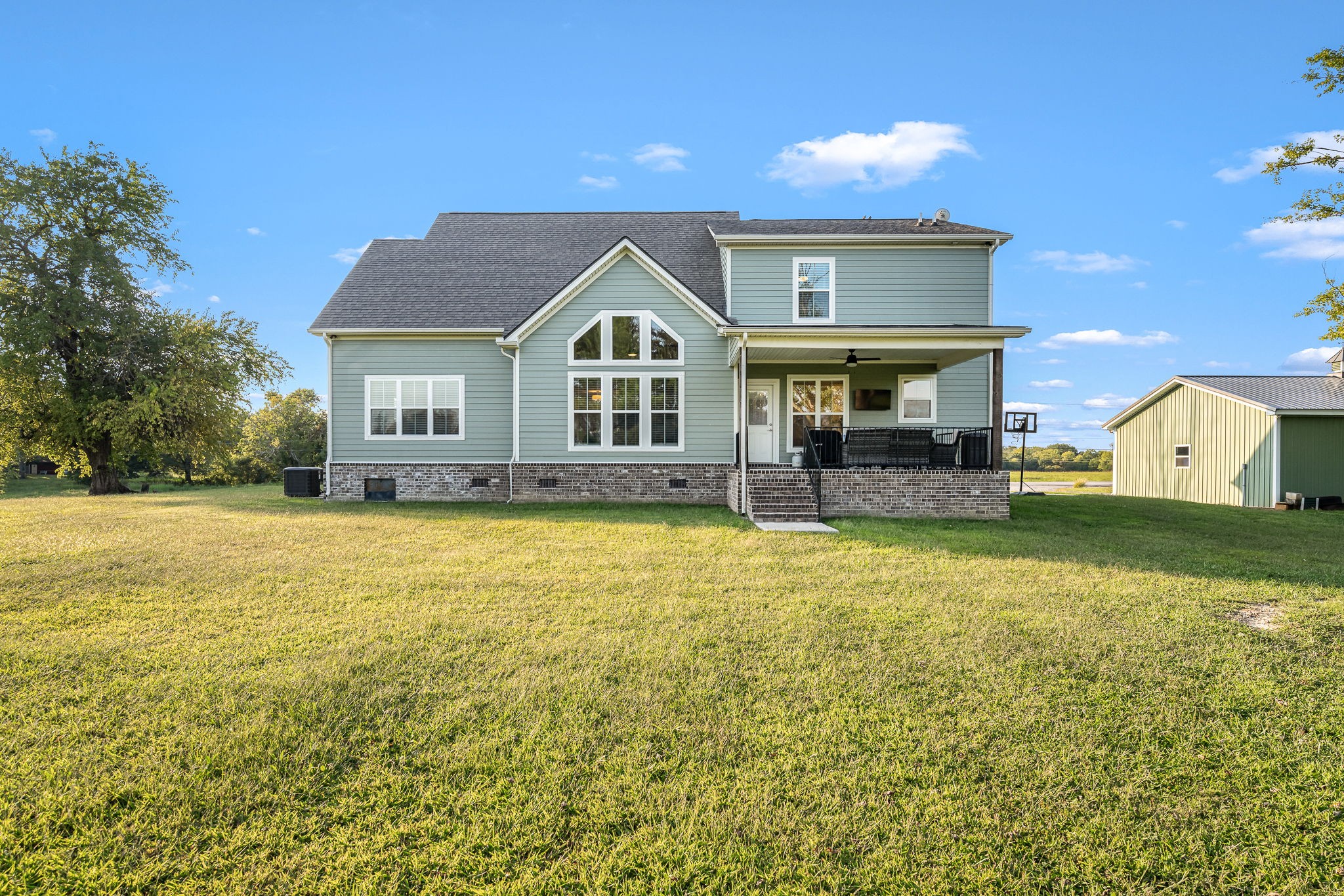 1607 Highway 130, W