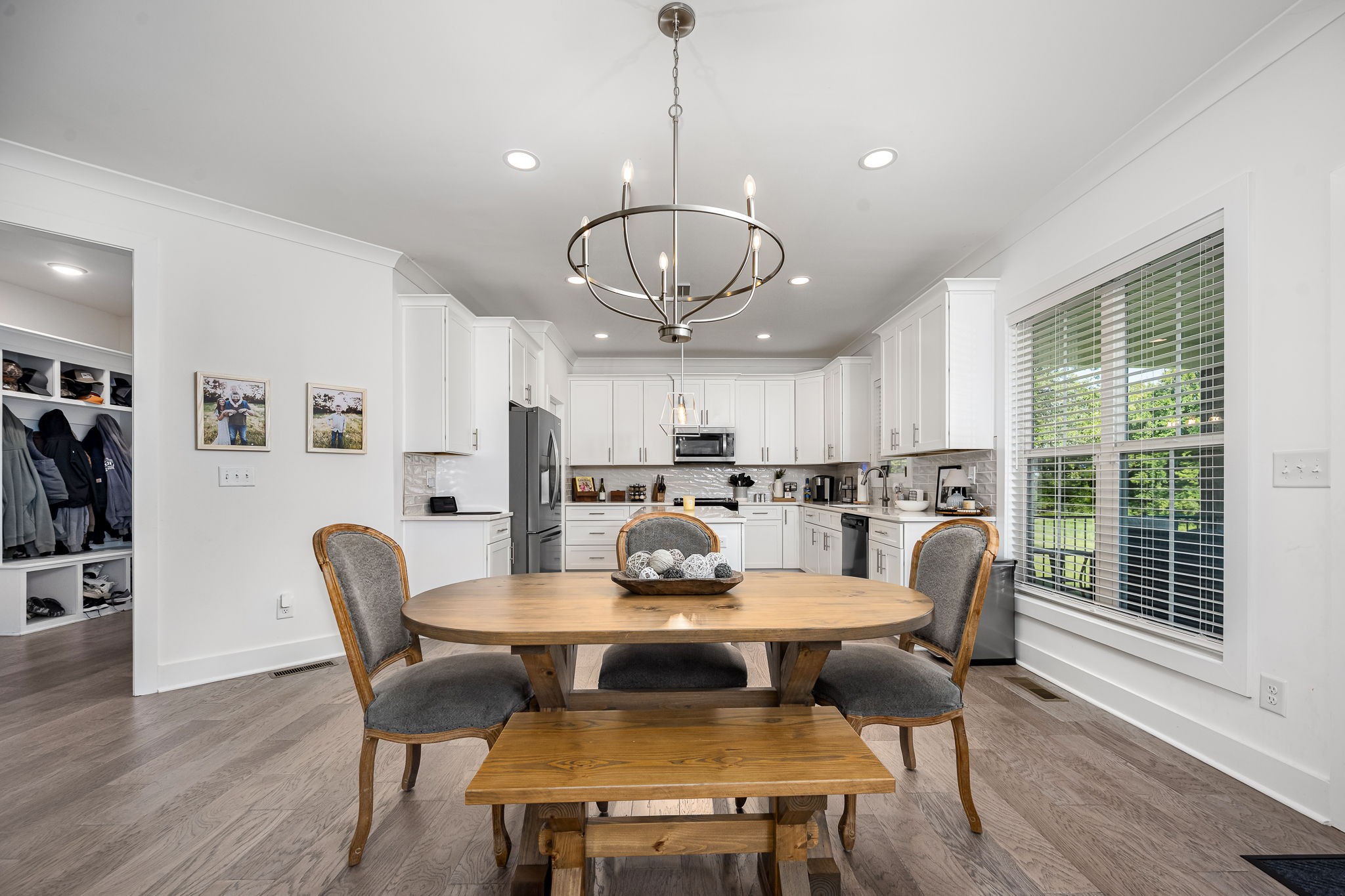 1607 Highway 130, W
