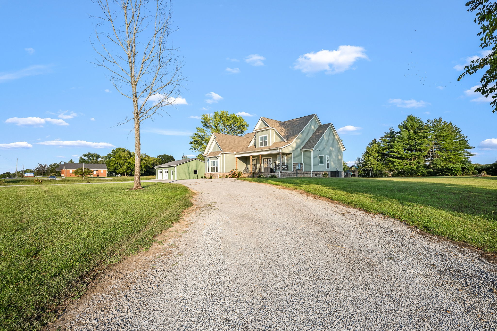 1607 Highway 130, W