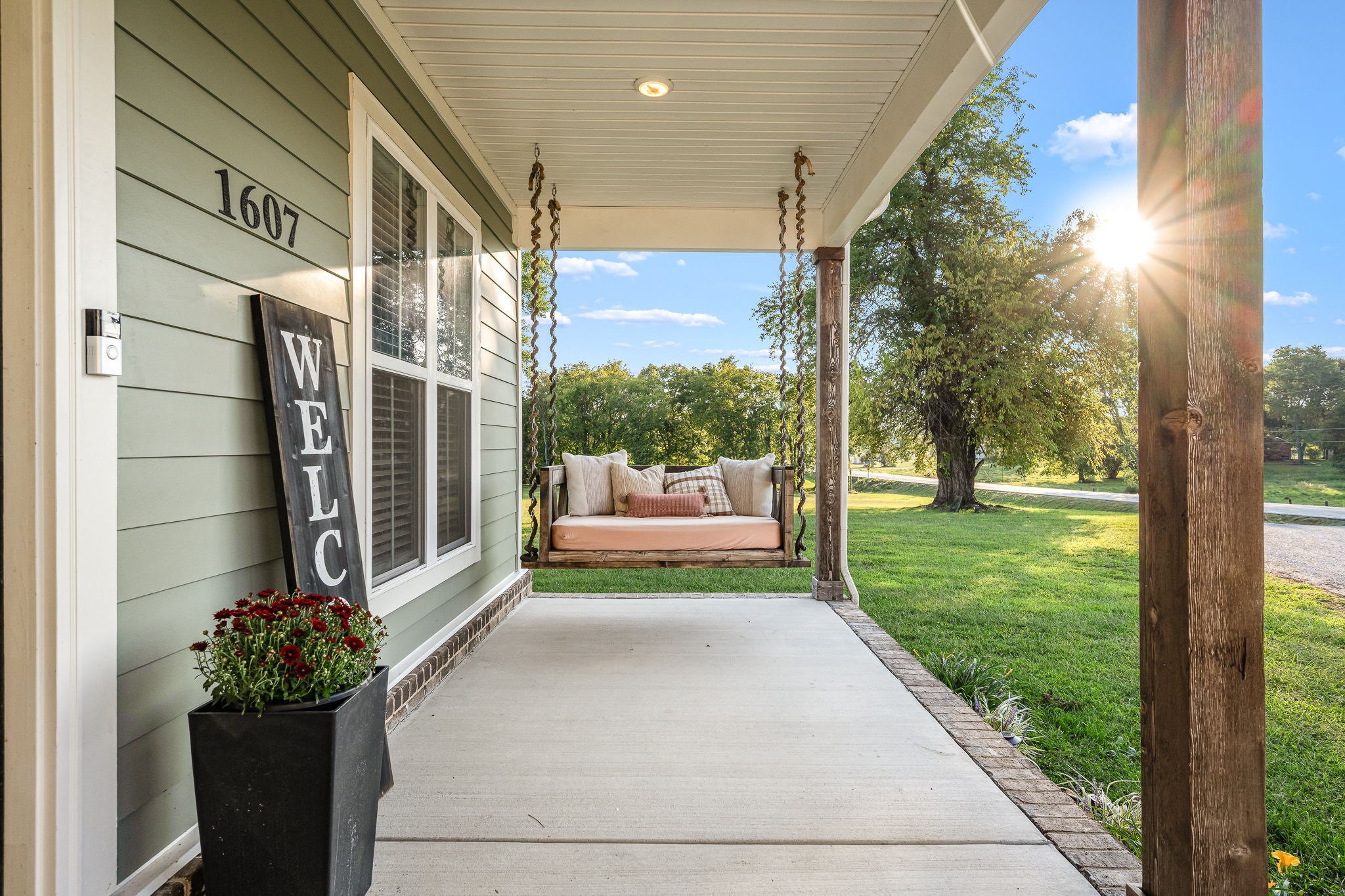 1607 Highway 130, W
