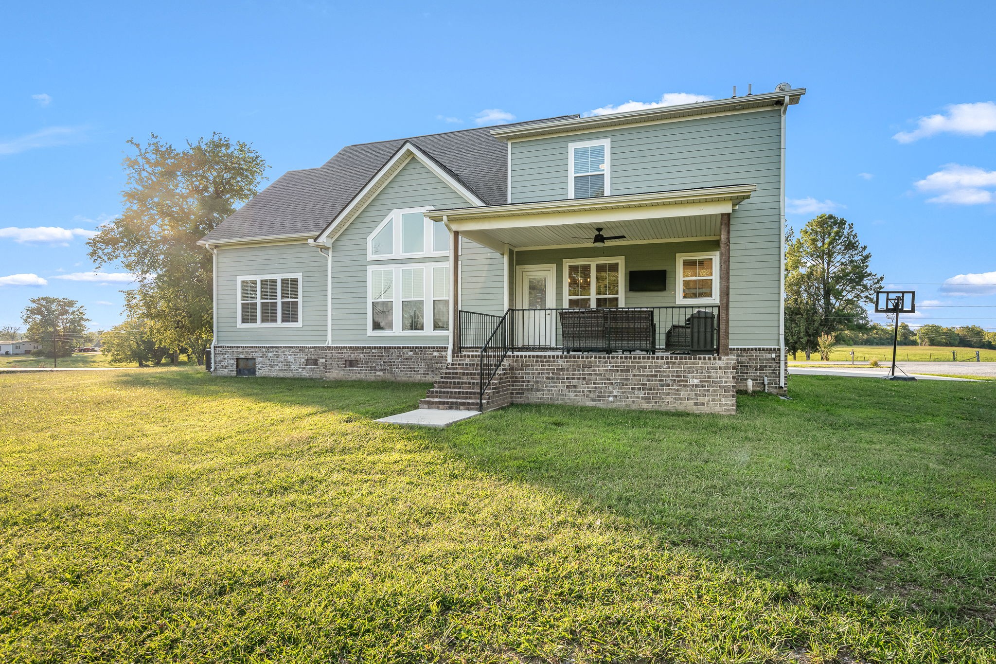 1607 Highway 130, W
