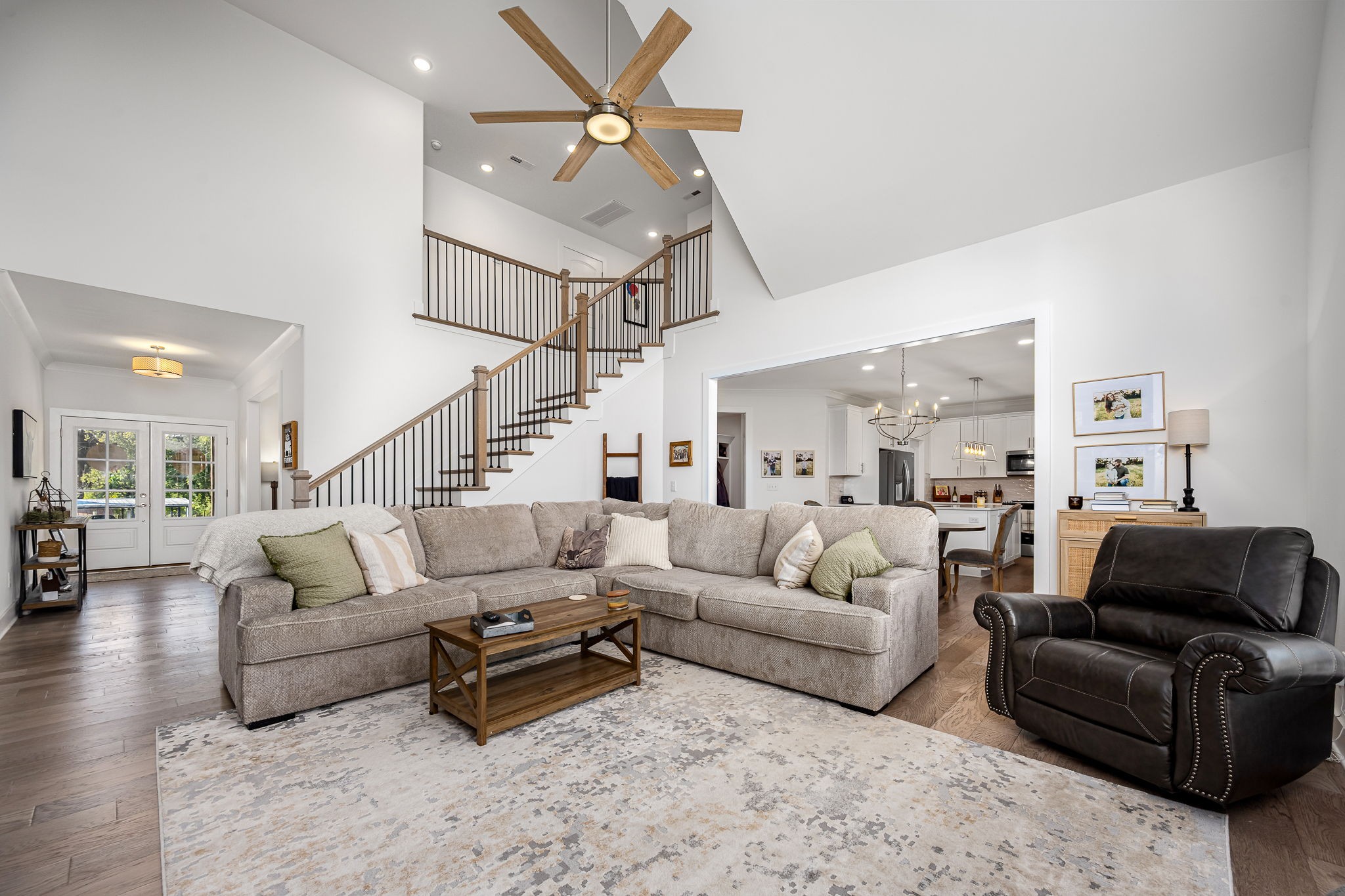 1607 Highway 130, W