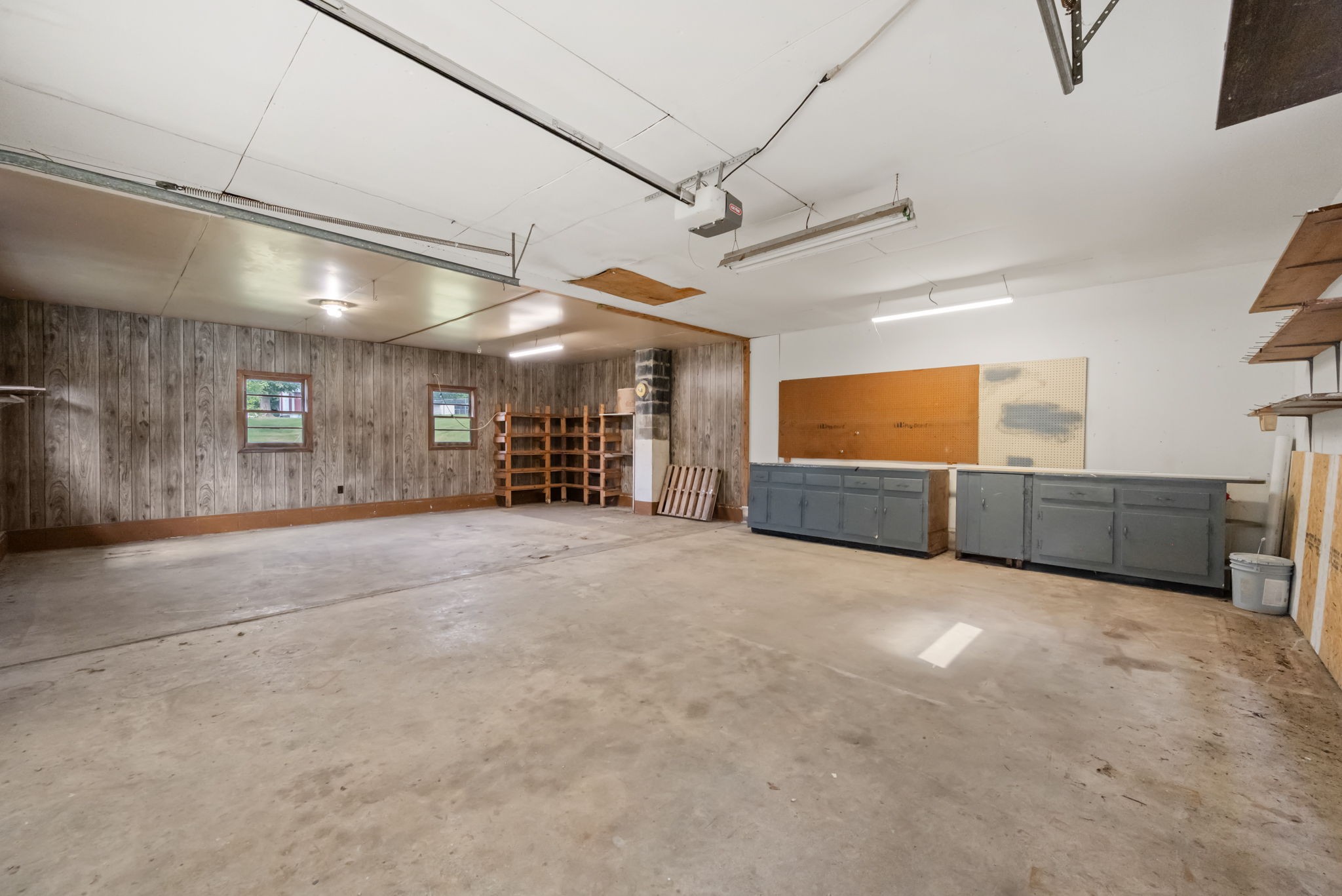 210 Rigney Dr