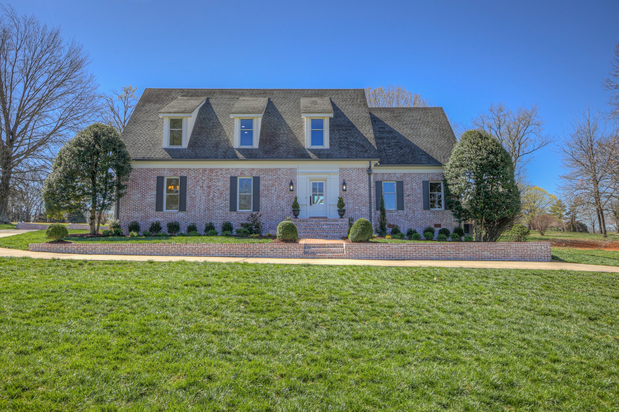 339 Riverbend Country Club Road