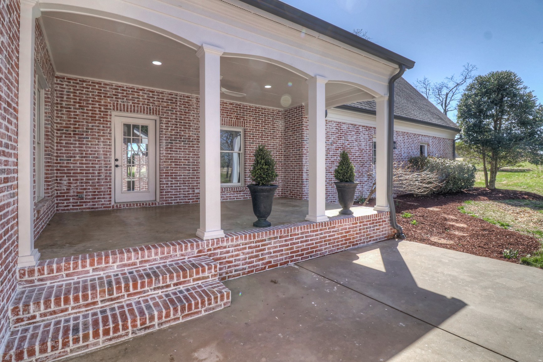 339 Riverbend Country Club Road