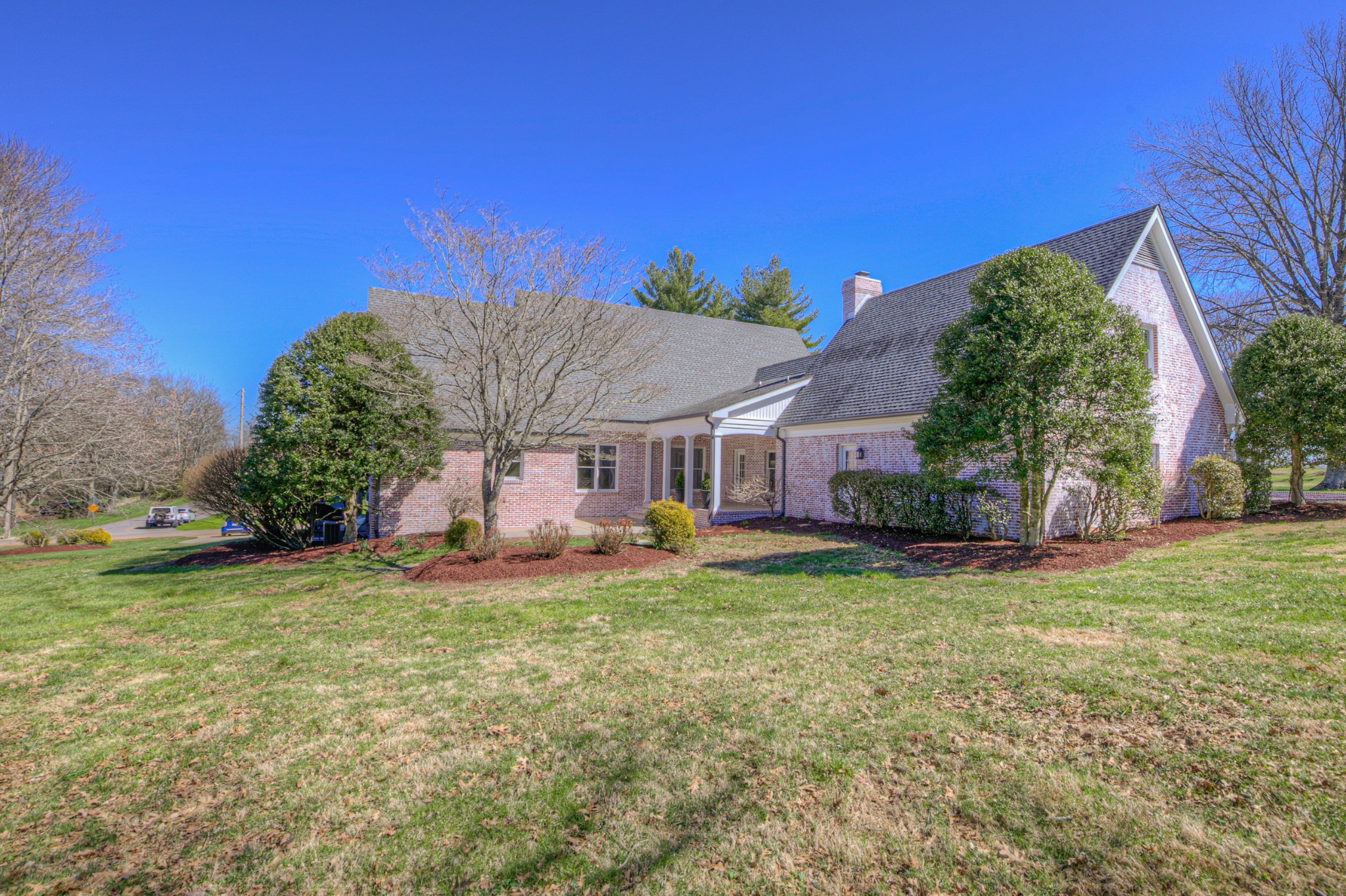 339 Riverbend Country Club Road
