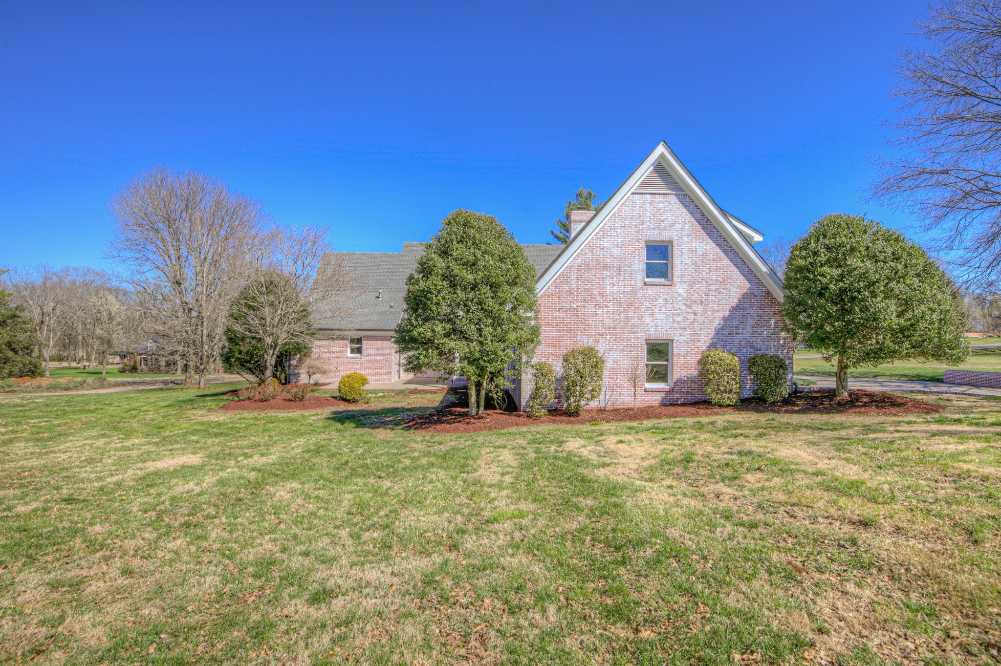 339 Riverbend Country Club Road
