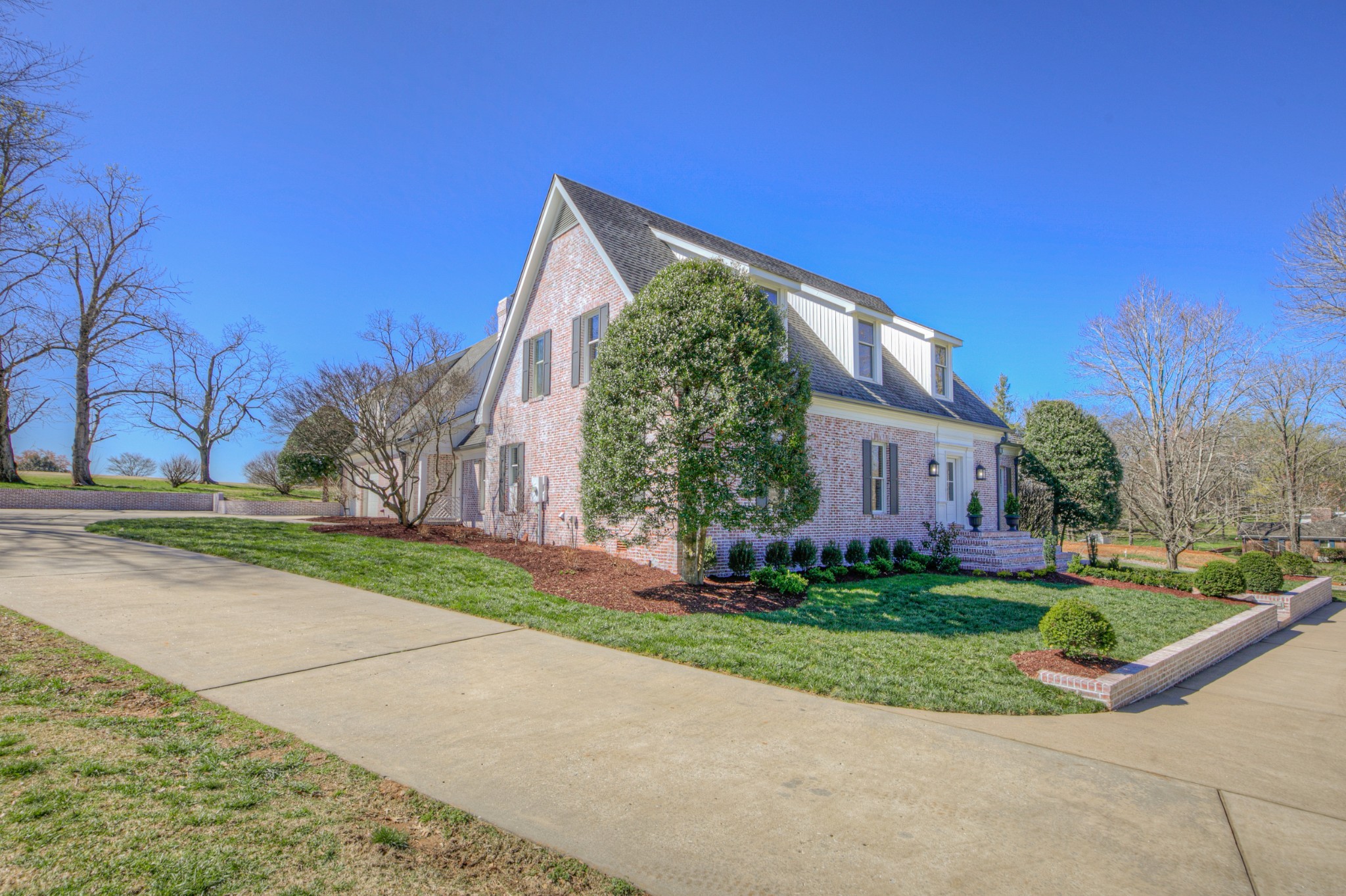 339 Riverbend Country Club Road